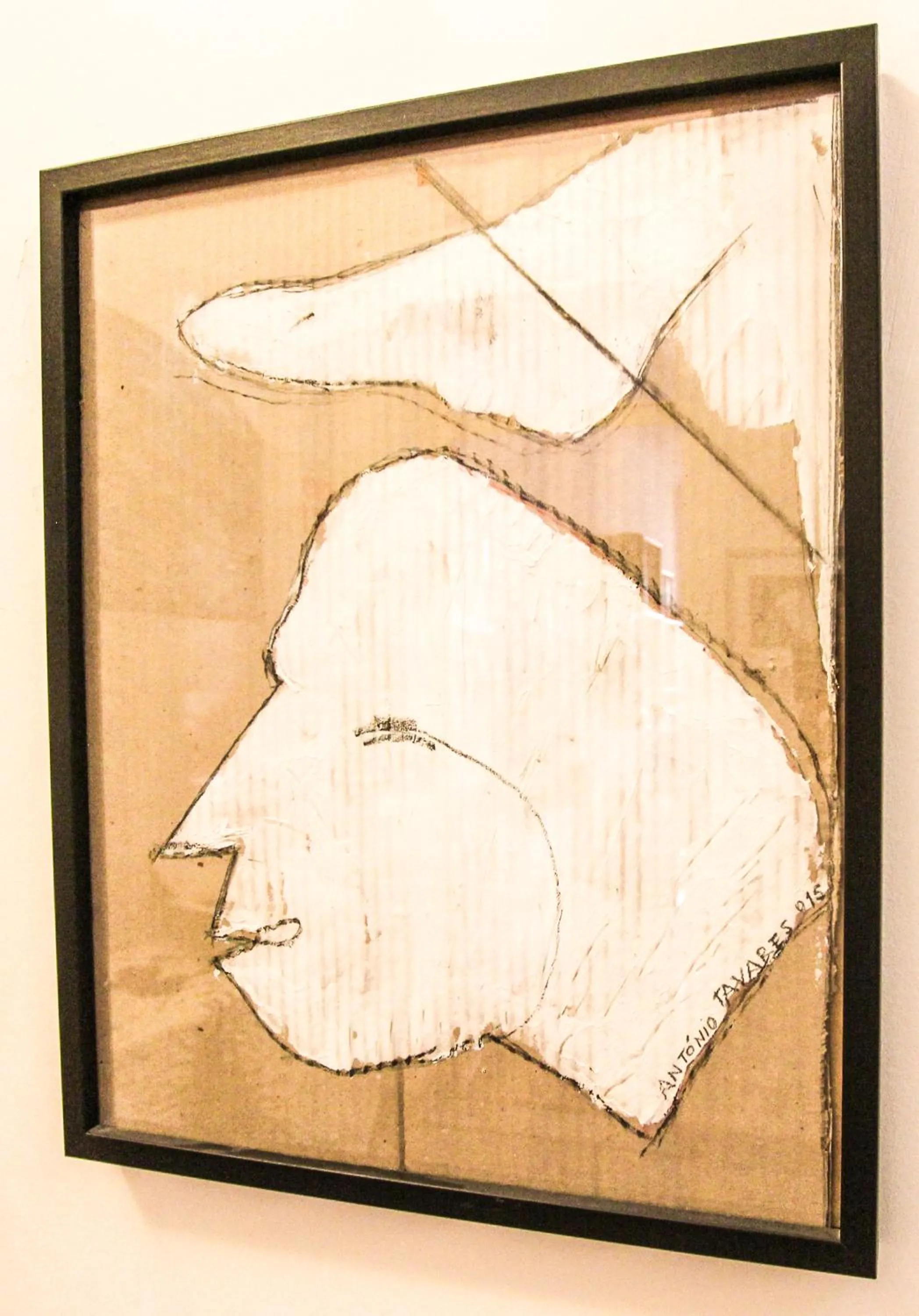 Decorative detail in Evora Inn