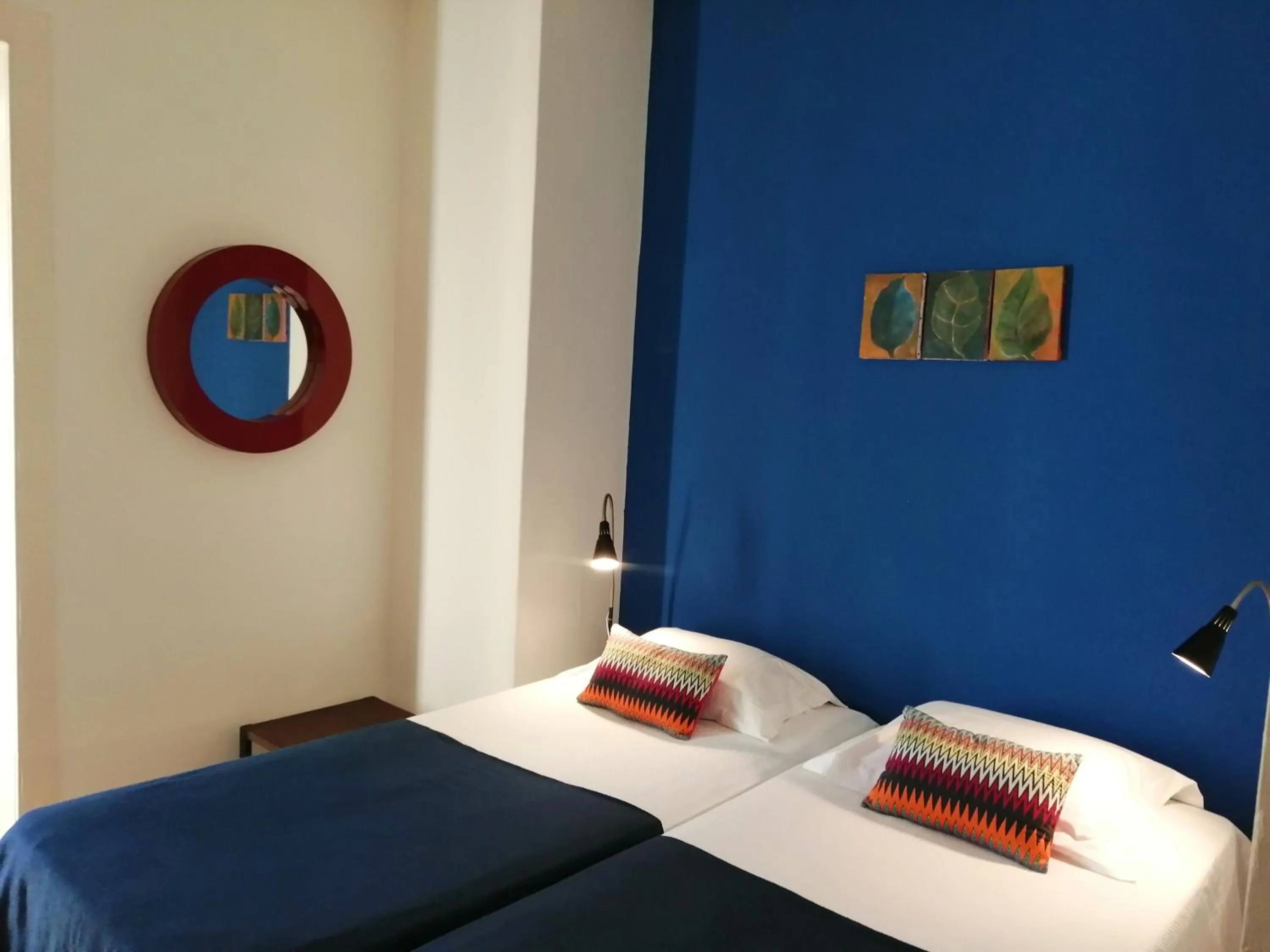 Bedroom, Bed in Evora Inn