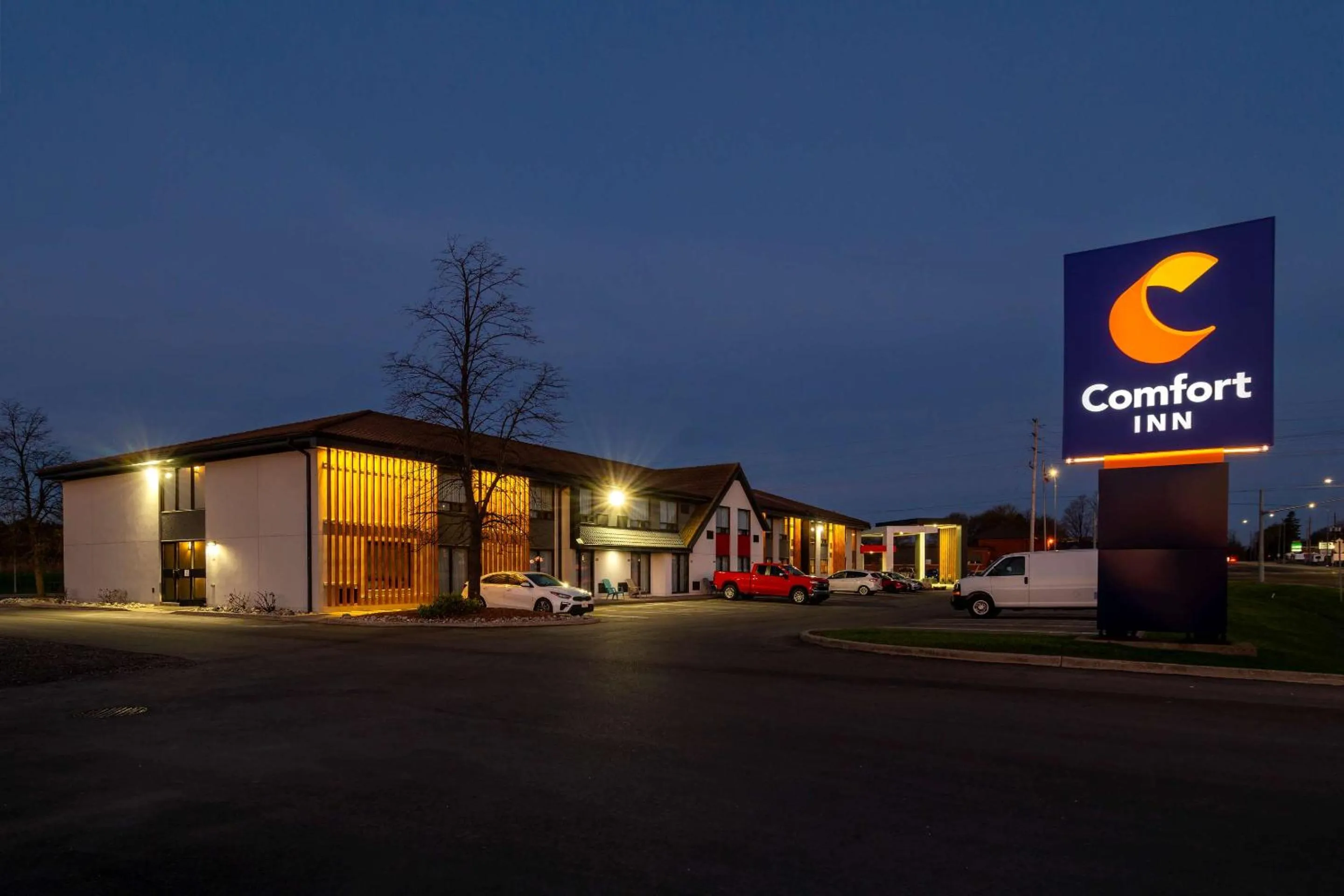 Property building in Comfort Inn