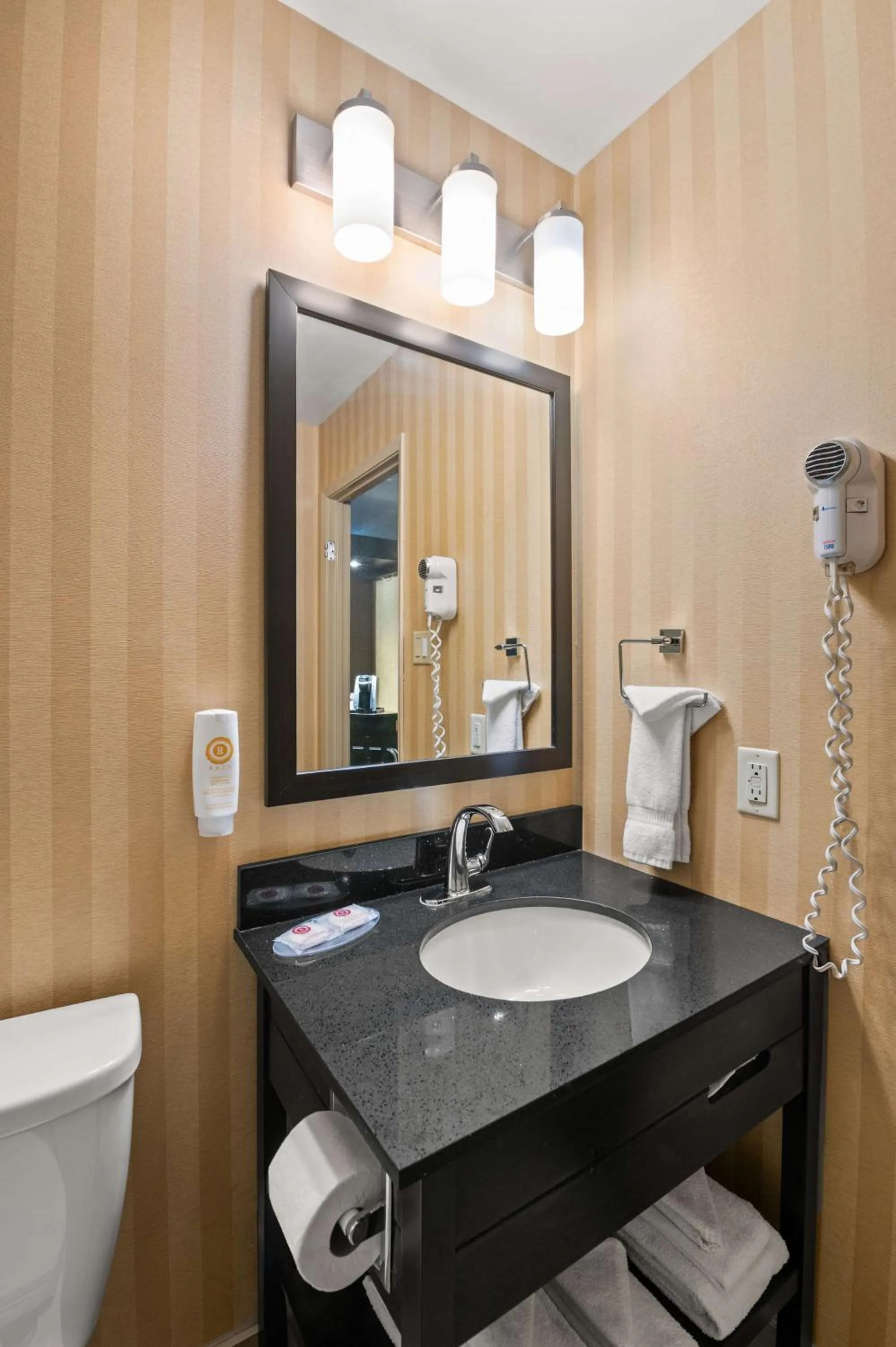 Bedroom in Comfort Inn