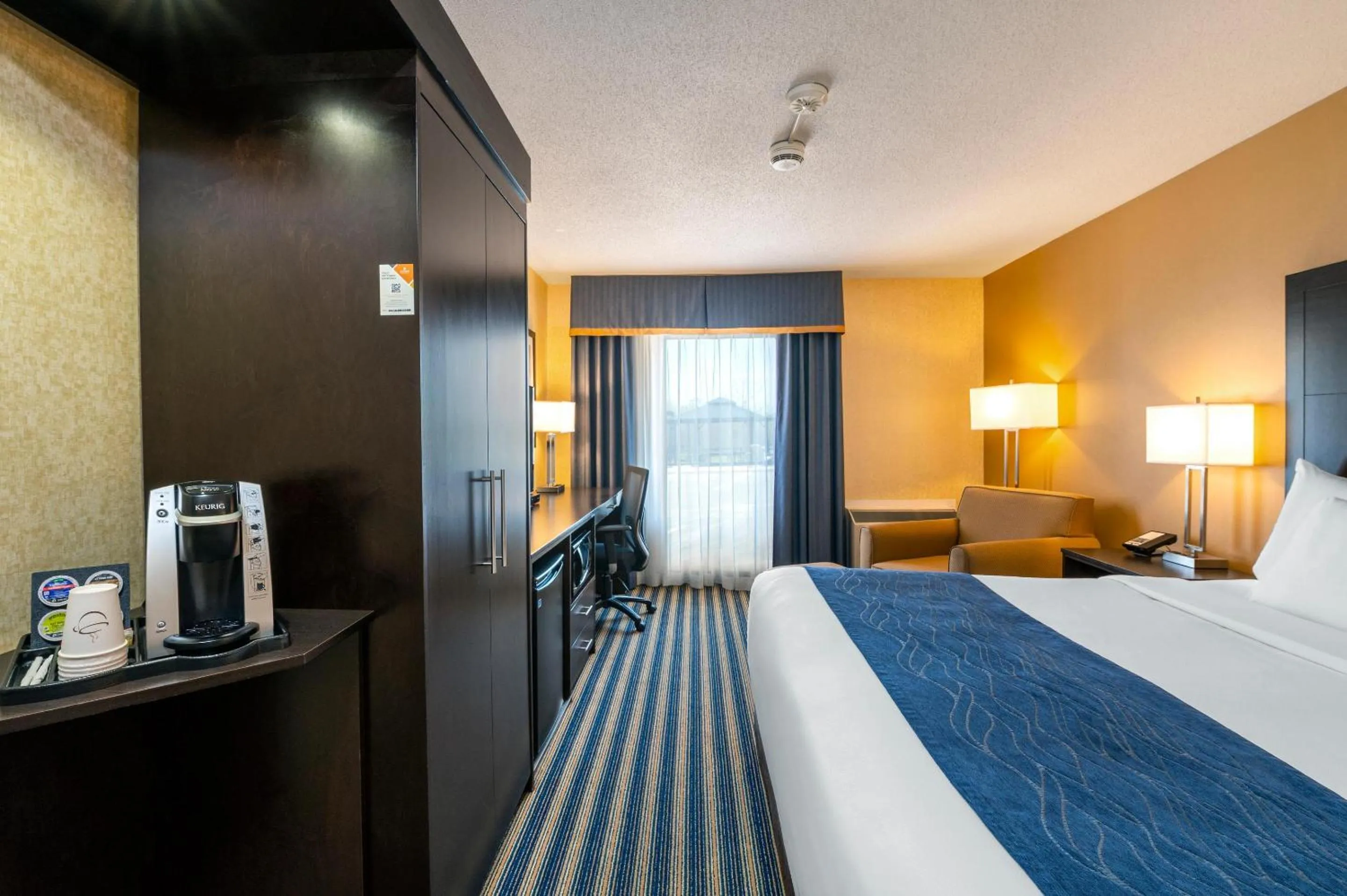 Bedroom, Bed in Comfort Inn