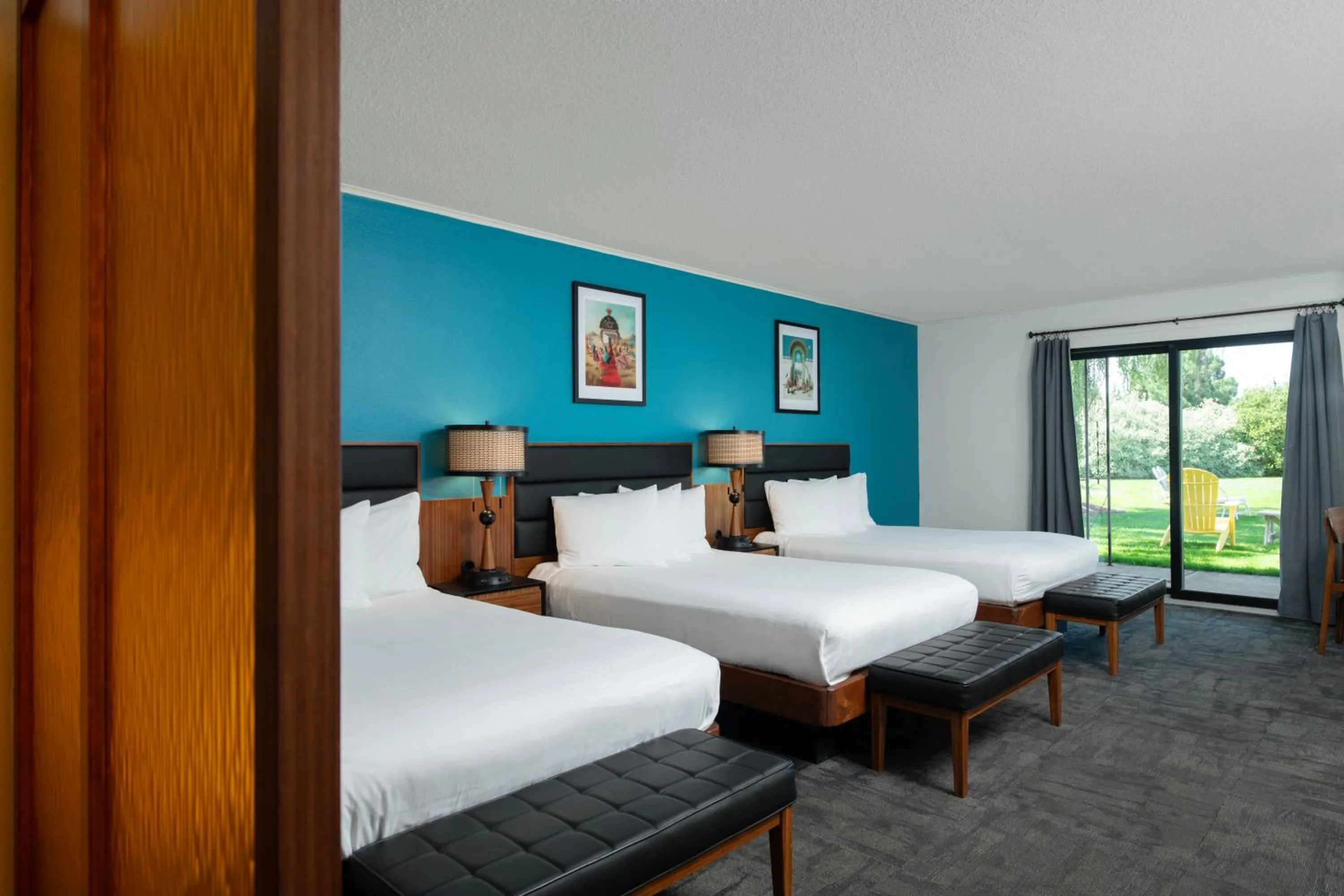 Bed in Sapphire Motel Midtown Bozeman