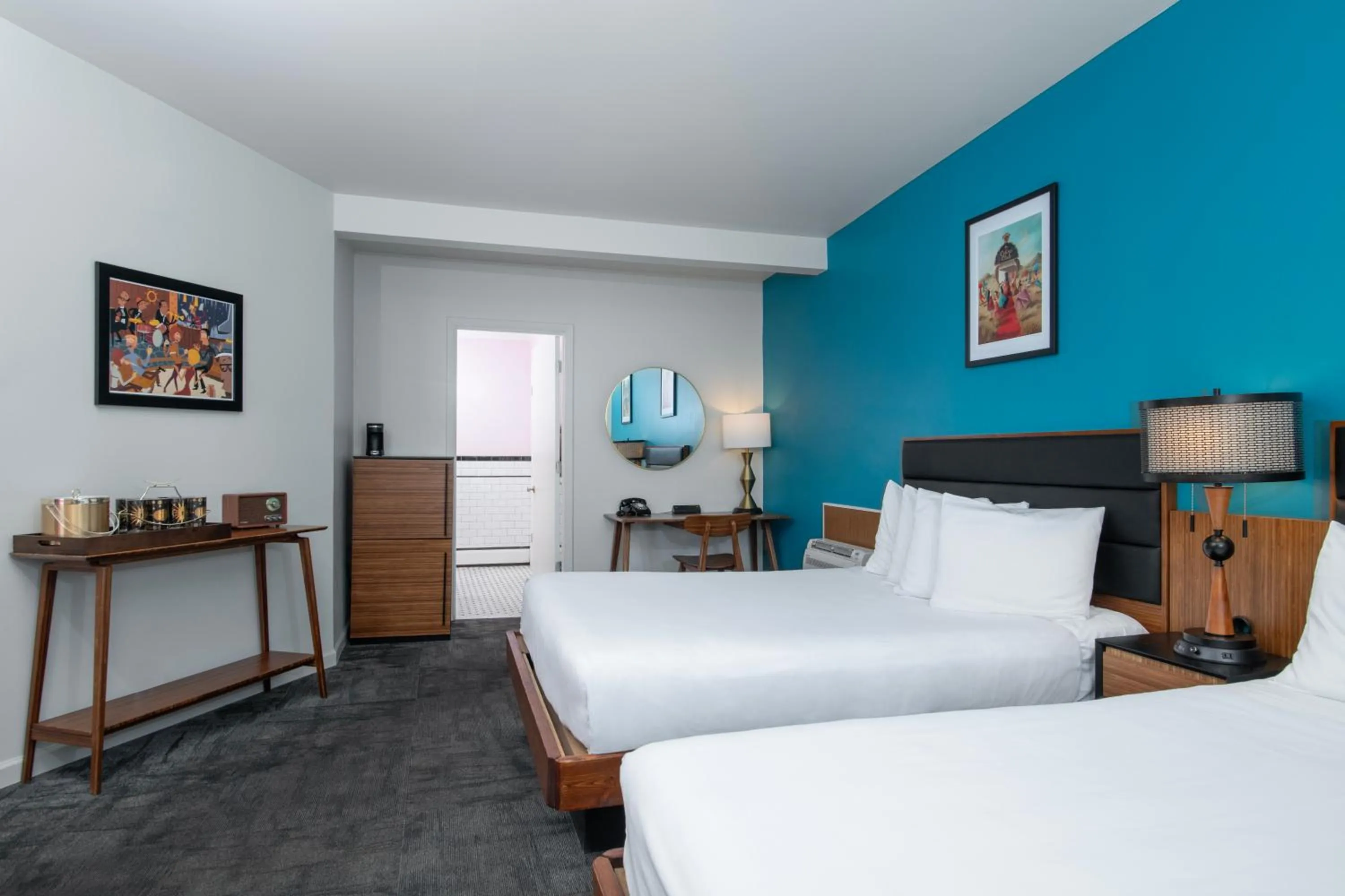 Bed in Sapphire Motel Midtown Bozeman