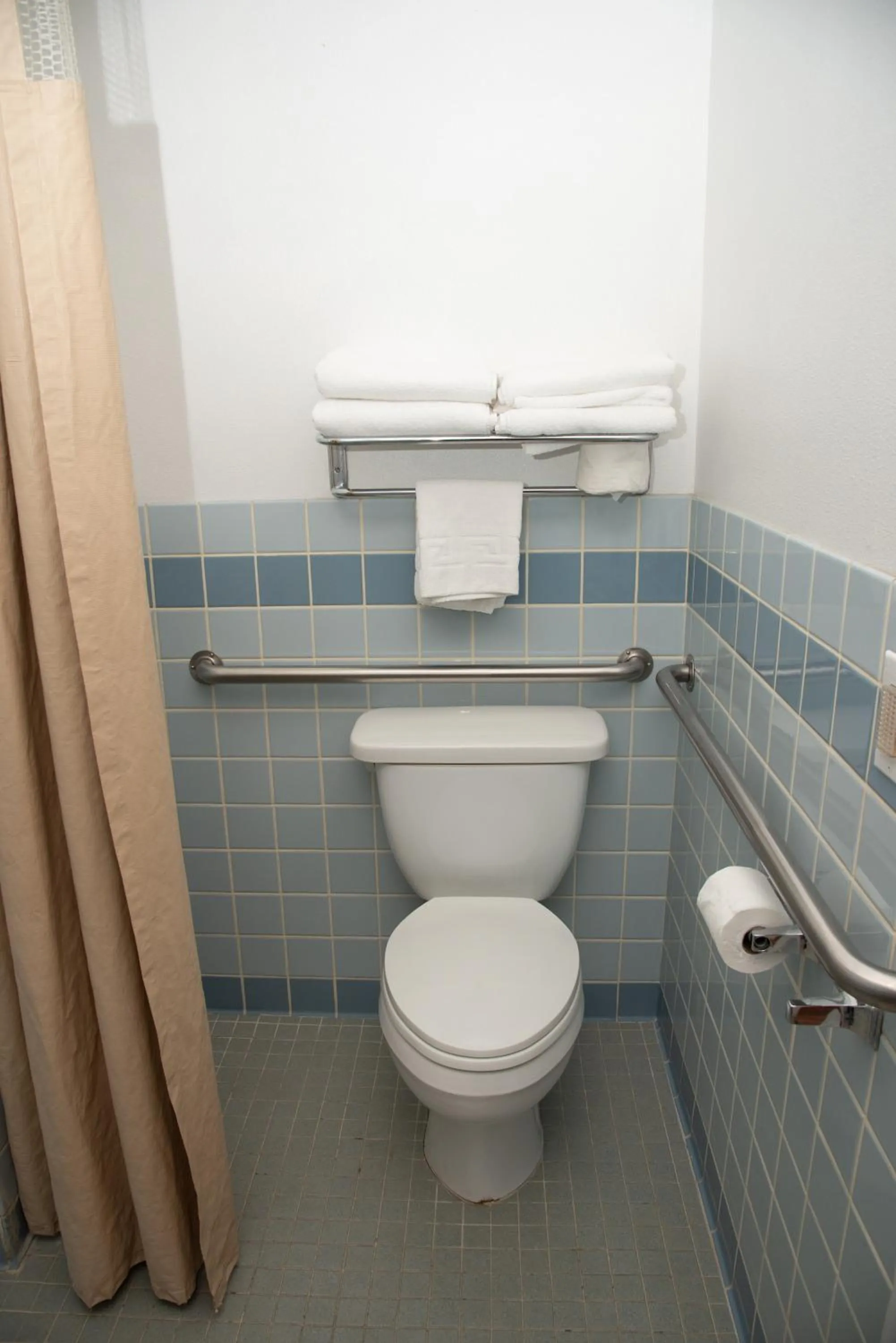 Traveler's Inn Carlin NV near Elko