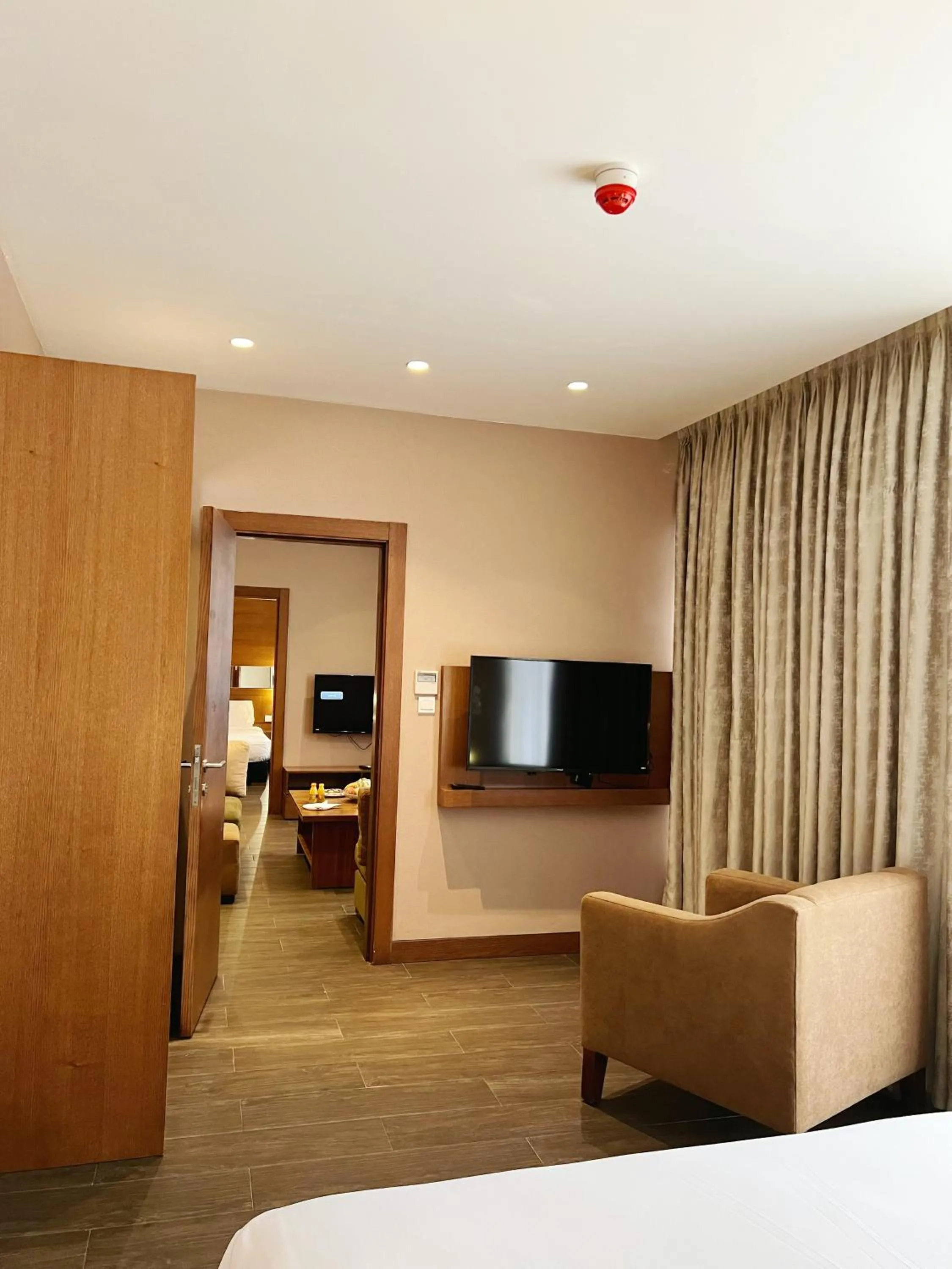 TV and multimedia, Bed in The Seventh Star Hotel Suites