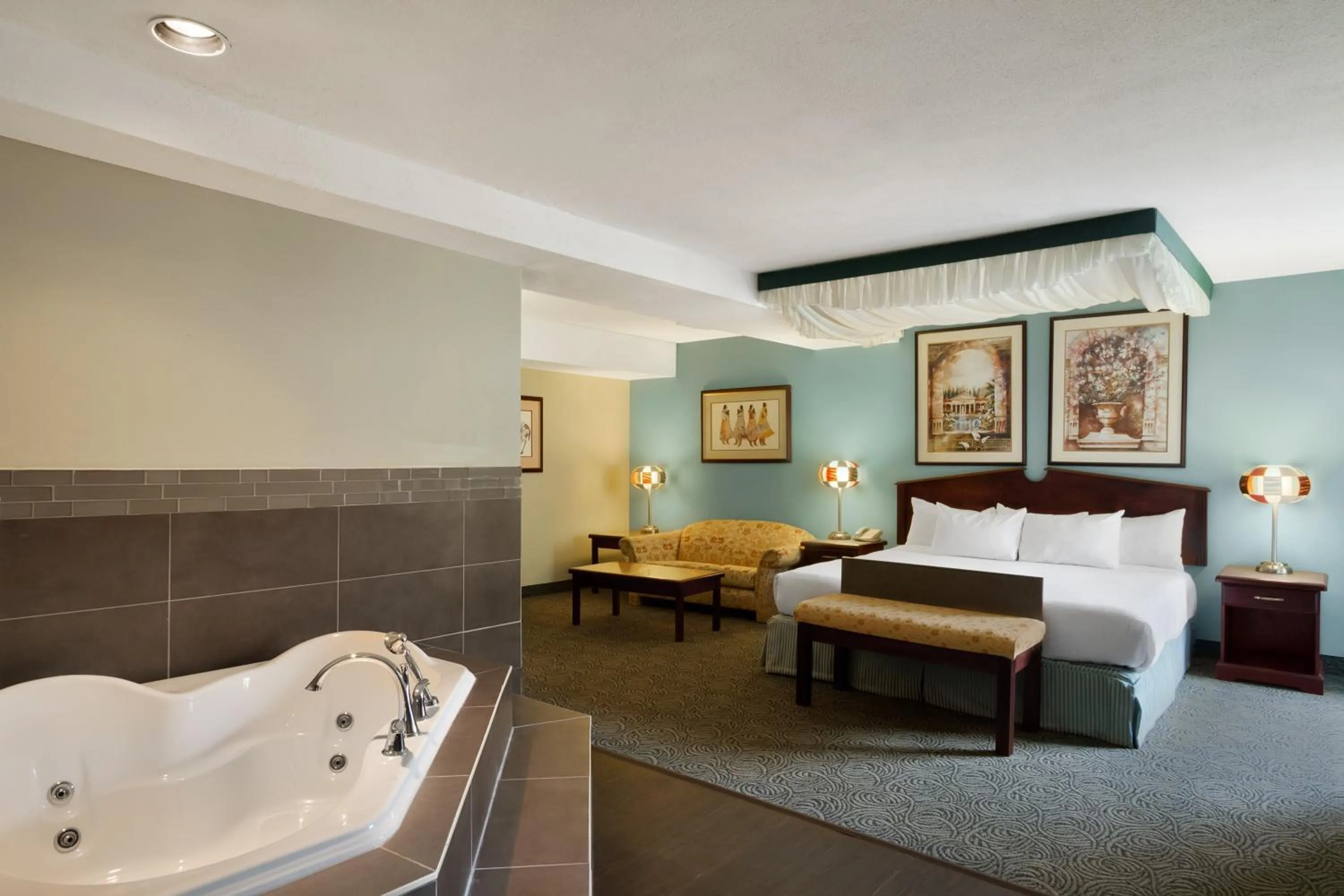 Bed in Harrison Lake Hotel