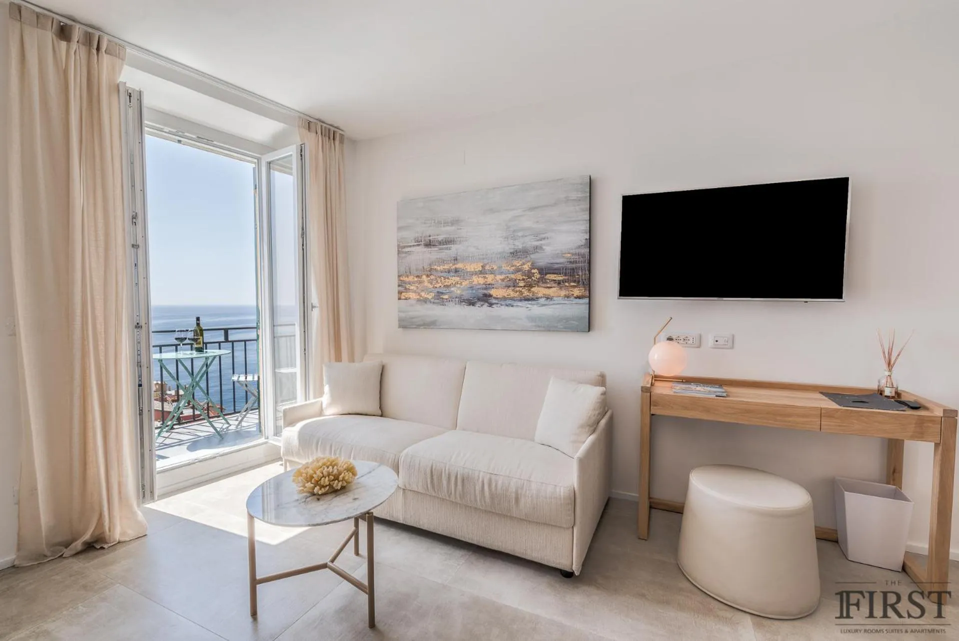 Photo of the whole room in Il Sogno di Manarola by The First