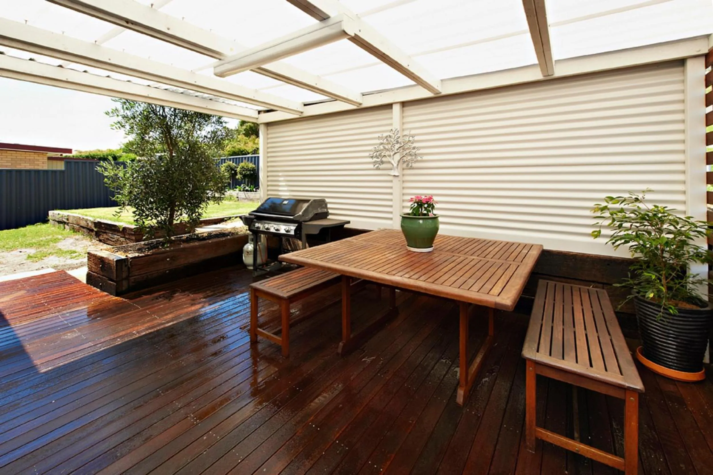 Patio in Albany Harbourside Apartments And Houses