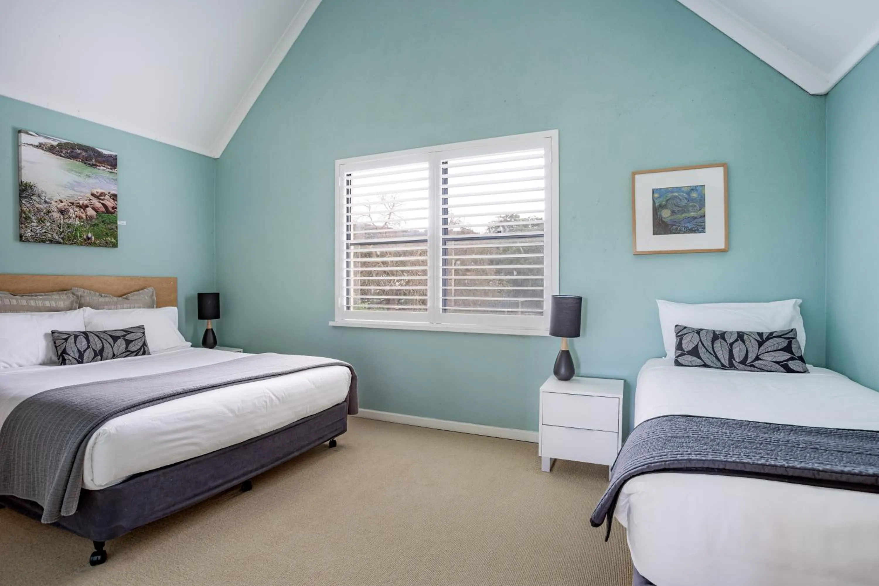 Bedroom, Bed in Albany Harbourside Apartments And Houses