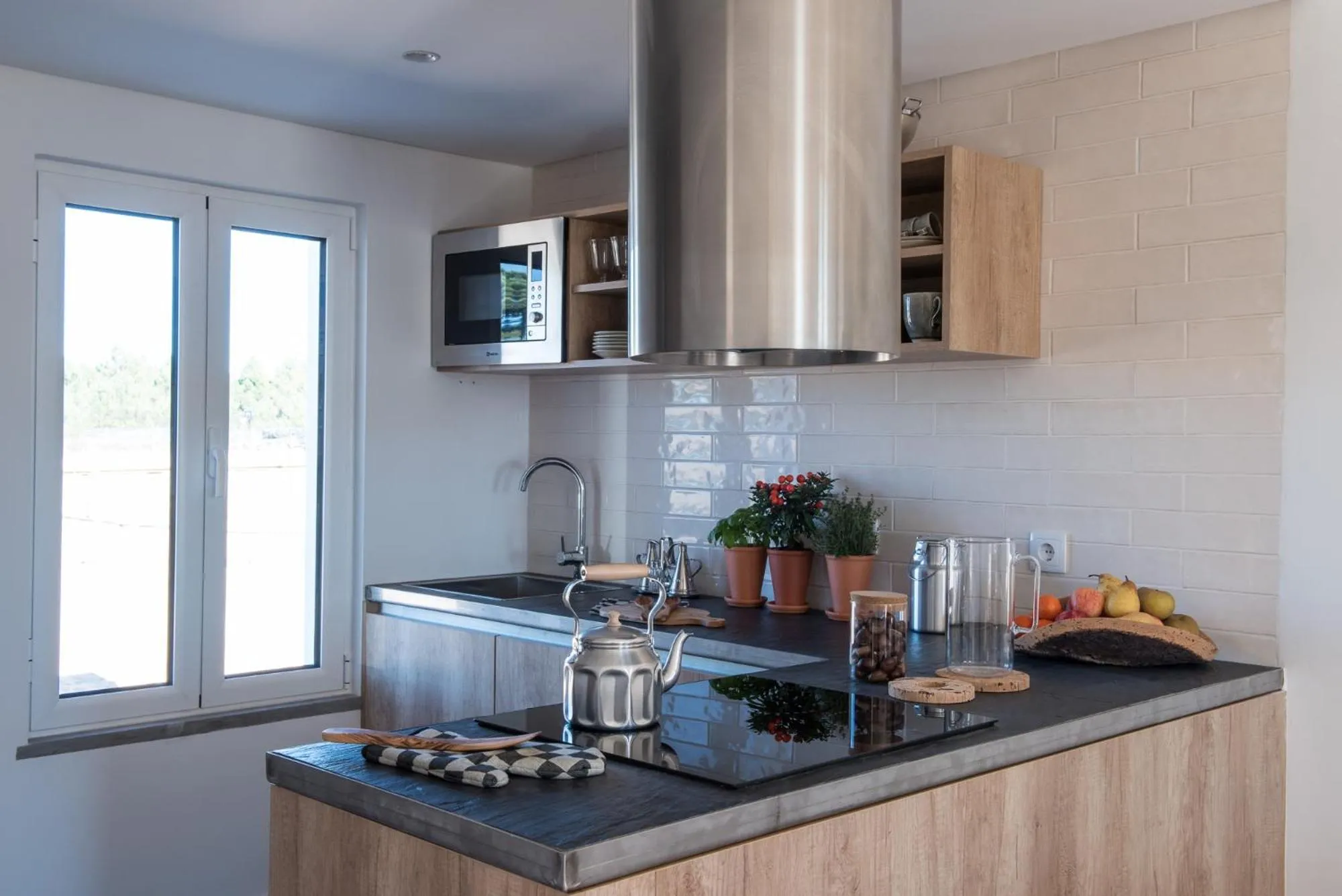 Craveiral Farmhouse by Belong Staying & Feeling