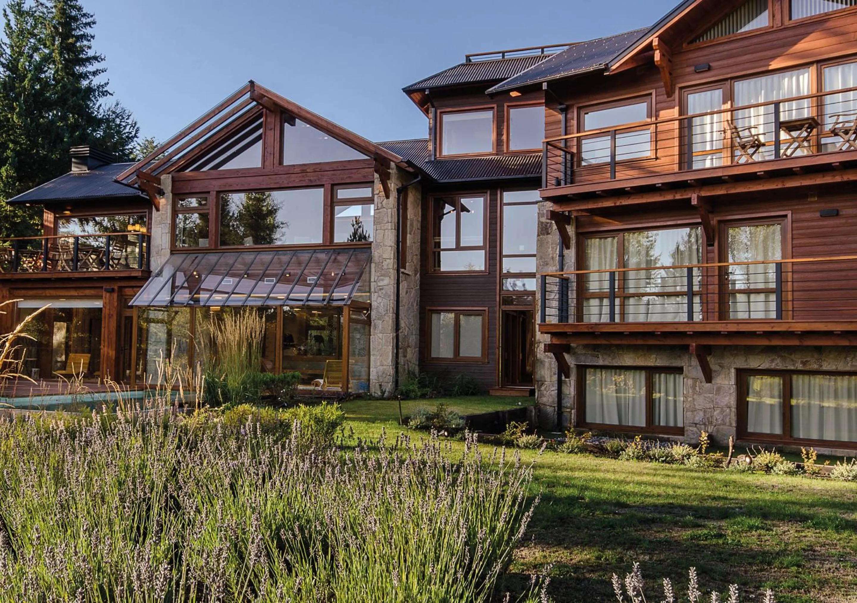 Property building in Huenú by DOT Boutique