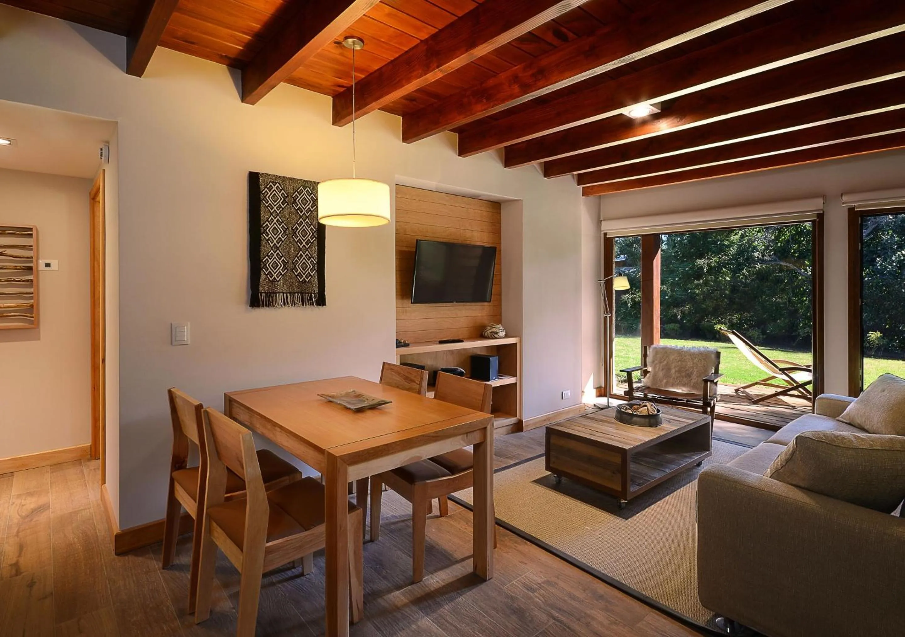 Living room in Huenú by DOT Boutique