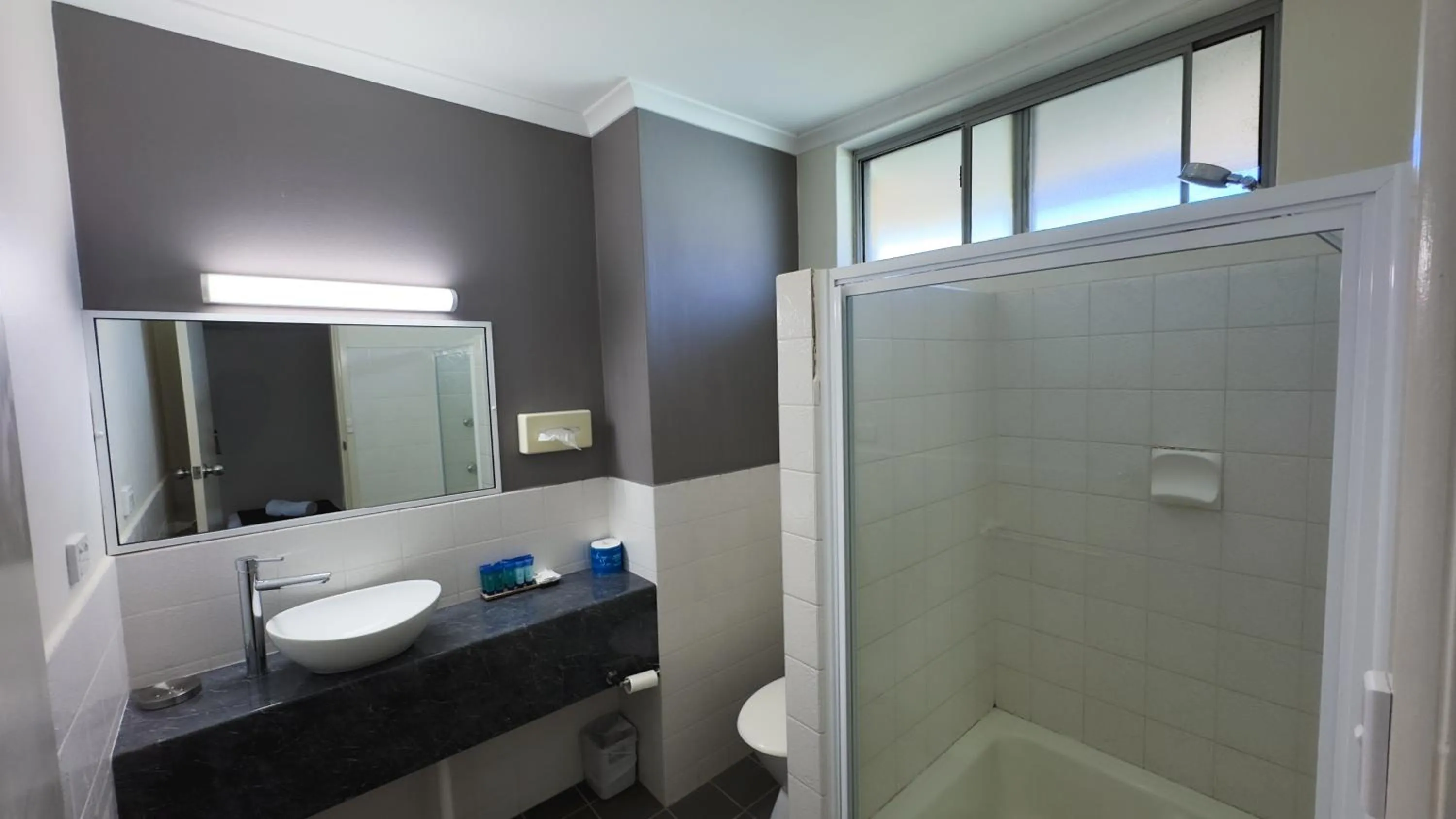 Bathroom in Golden West Motor Inn