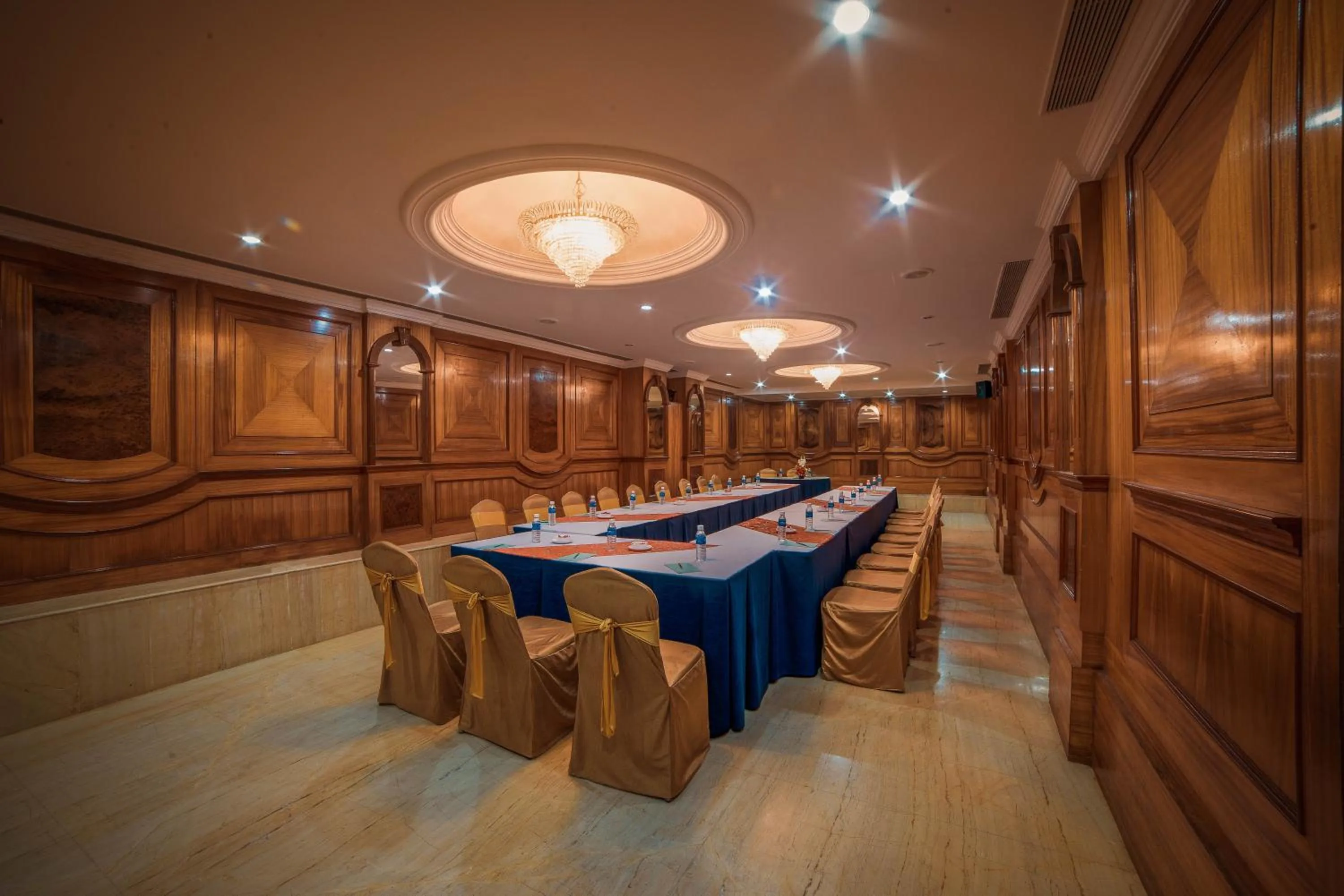 Meeting/conference room in Raj Park Hotel Chennai