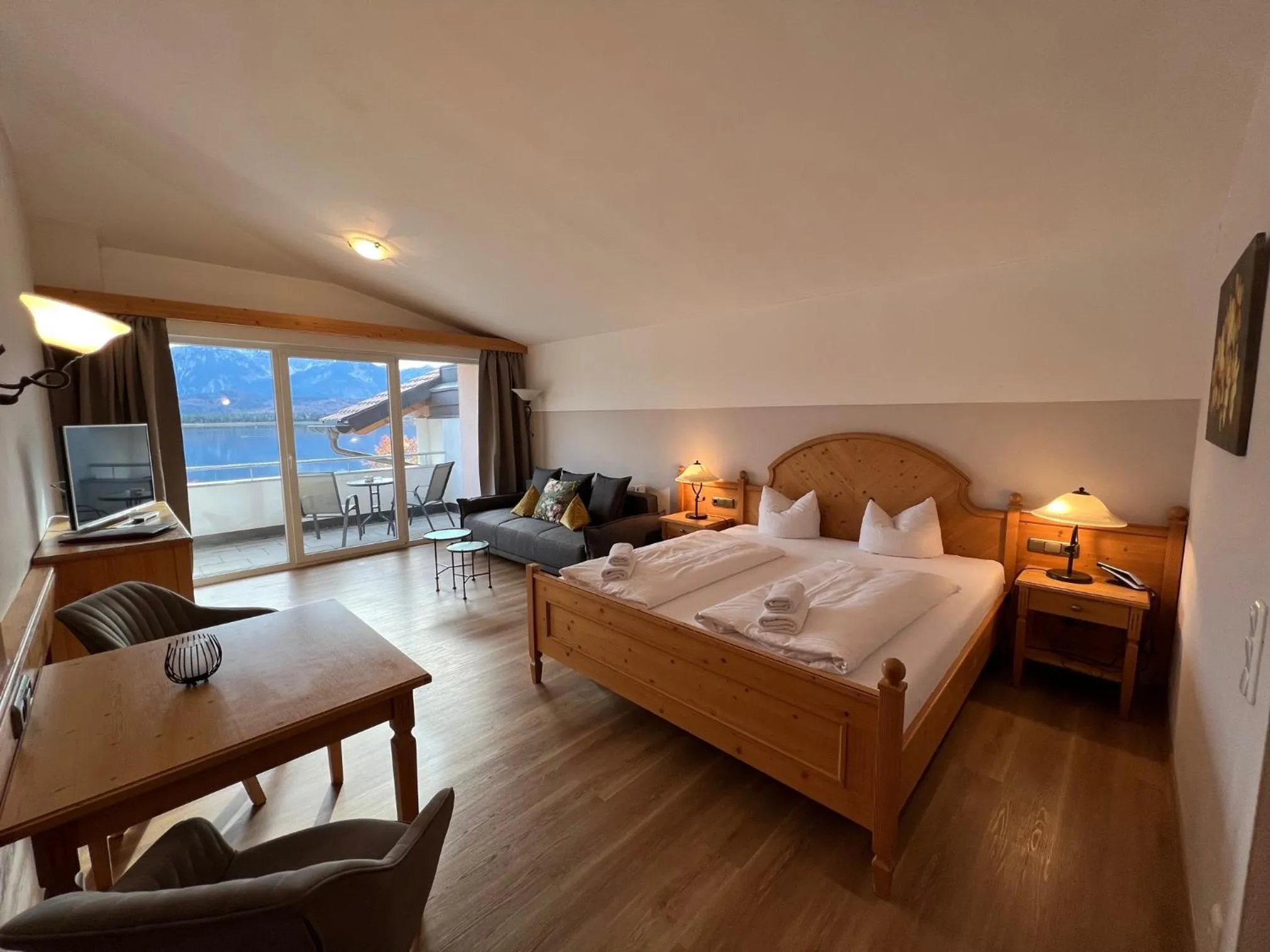 Bed in Hotel Fischer am See