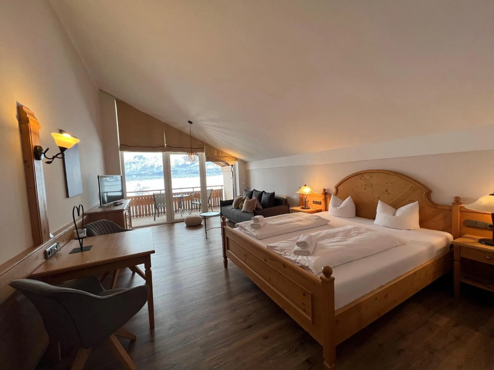 Bed in Hotel Fischer am See