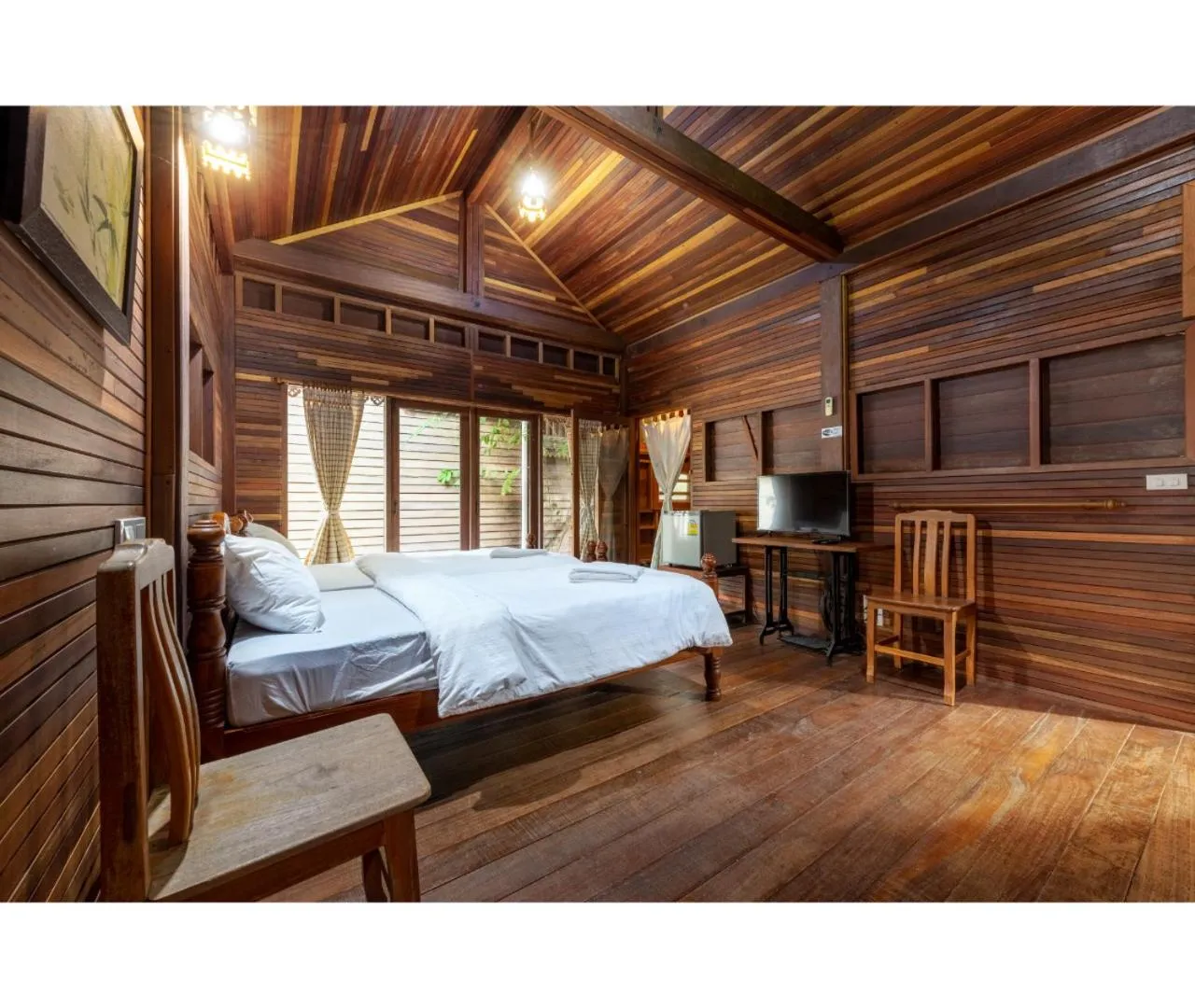 Bed in Mac Garden Resort