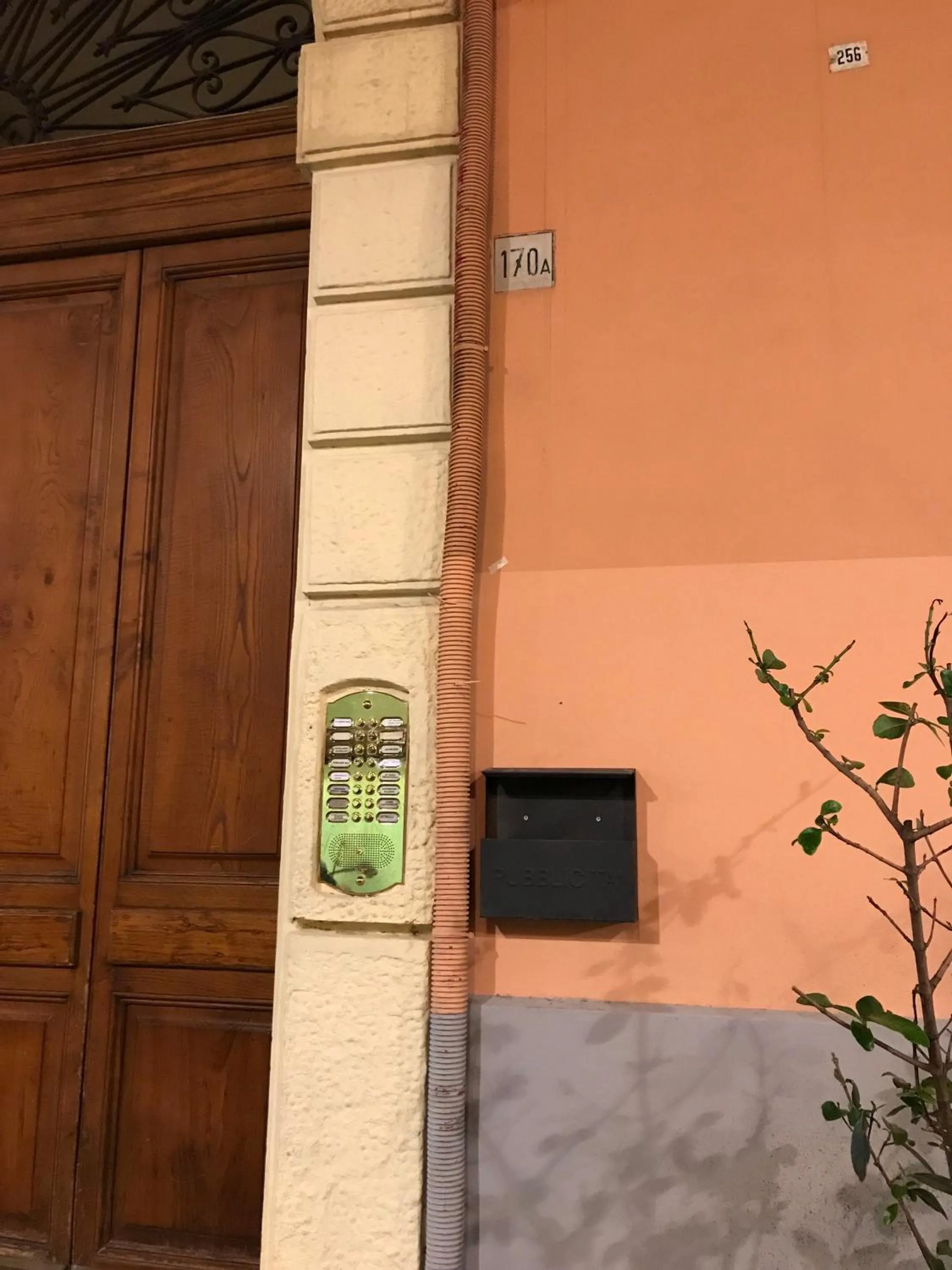 Facade/entrance in B&B Le Marinelle