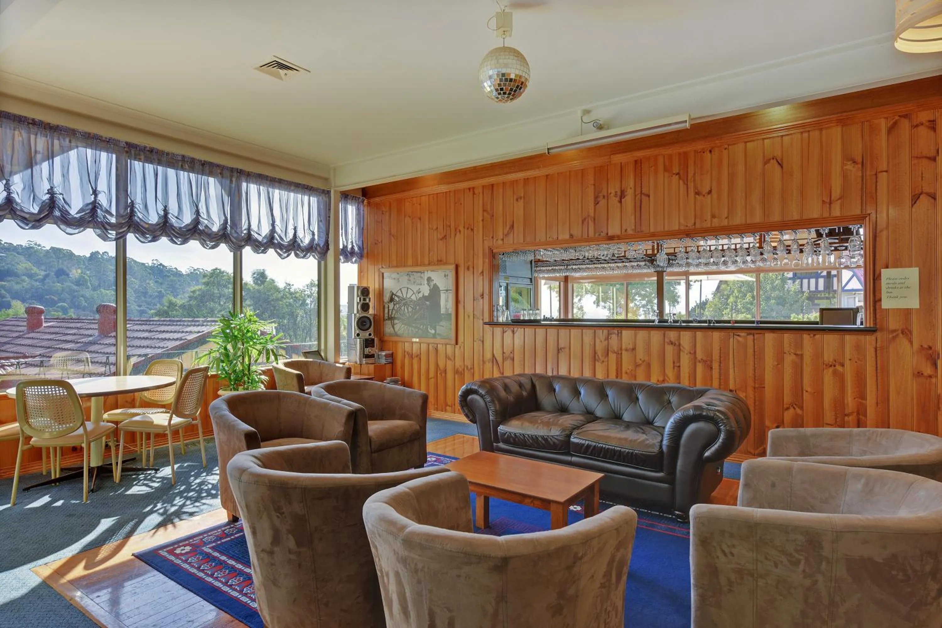 Village Family Motor Inn