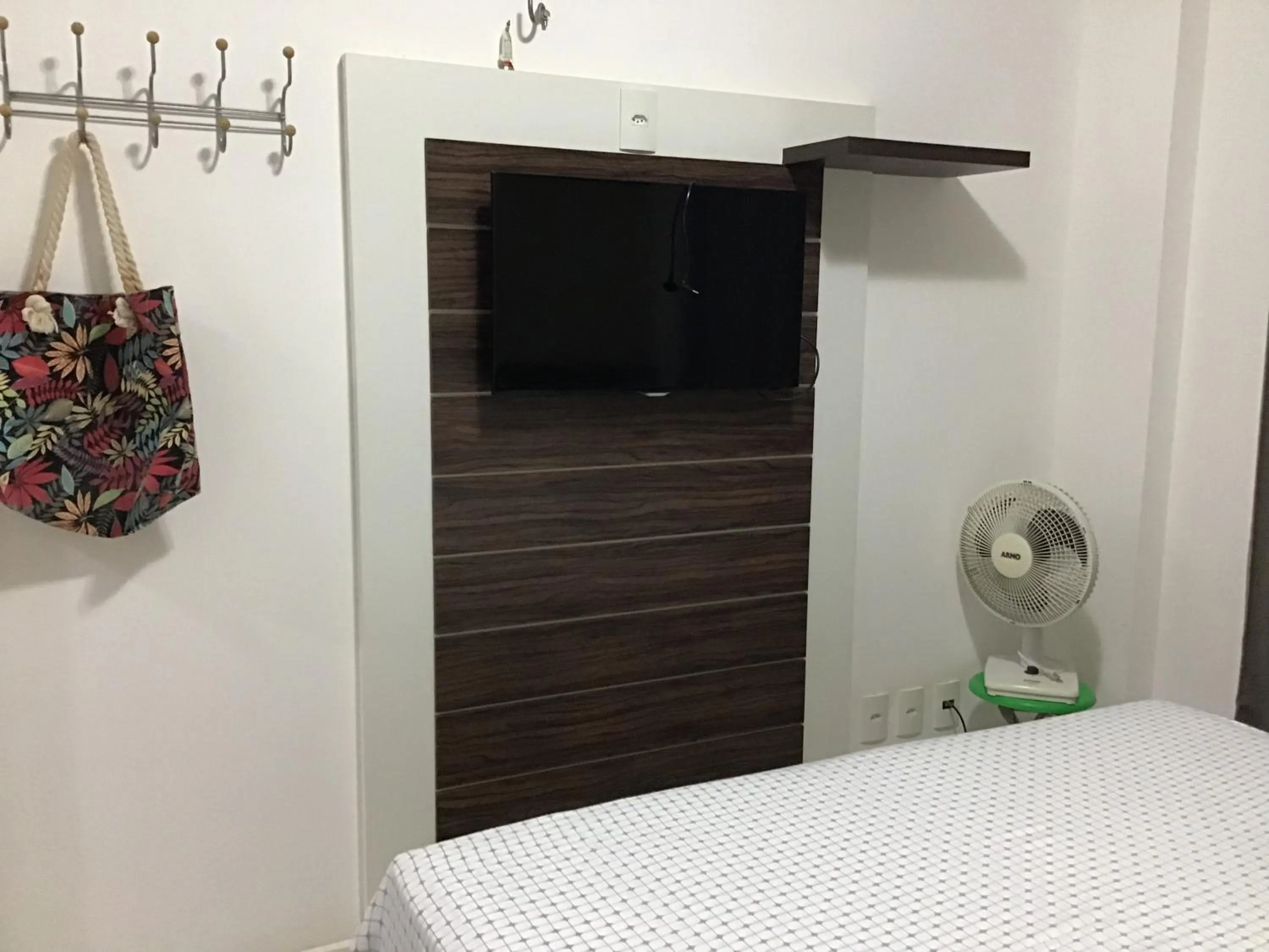 Living room, Bed in Condomínio Palm Beach