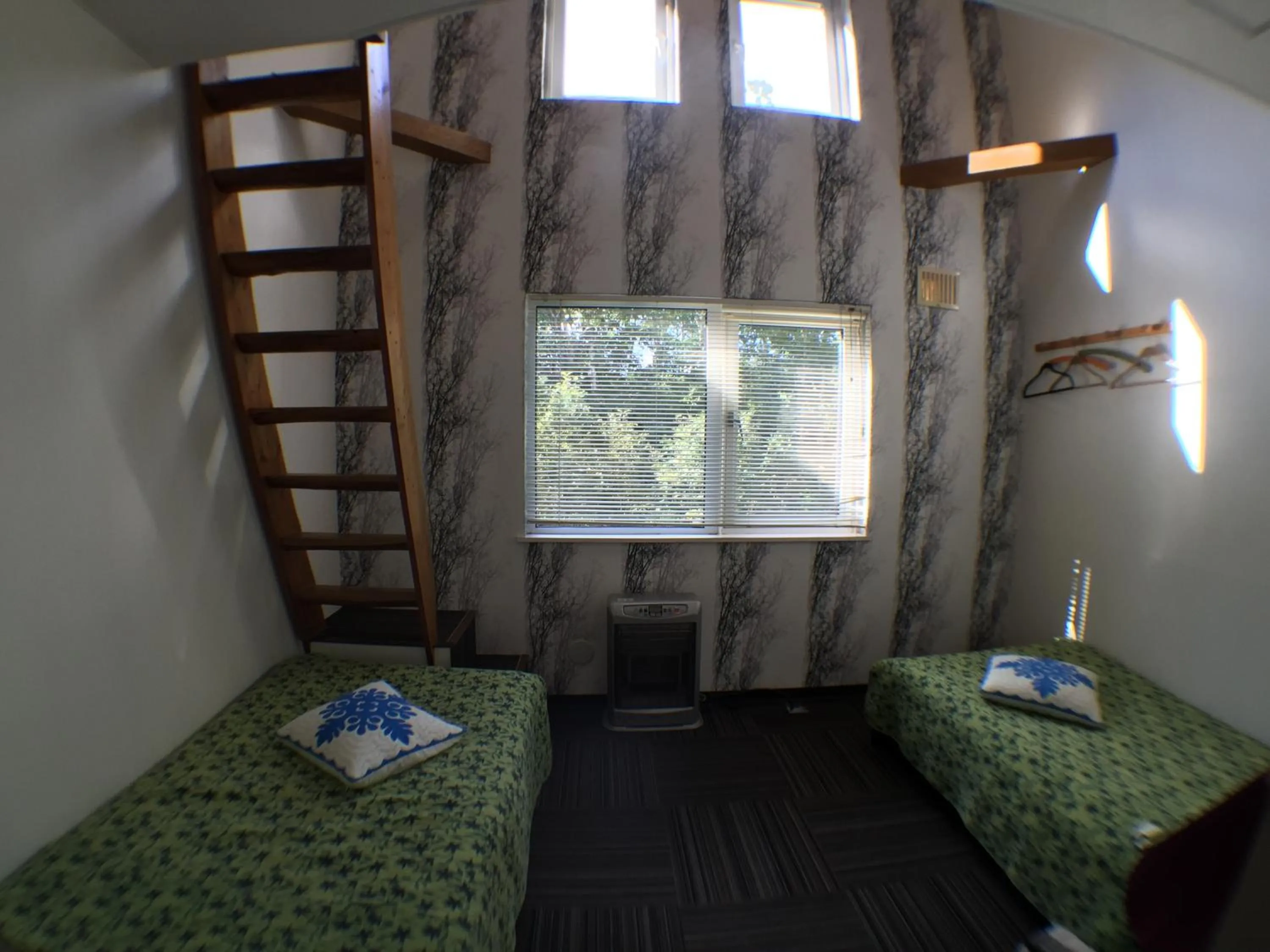 Bed in Pension Fryingpan