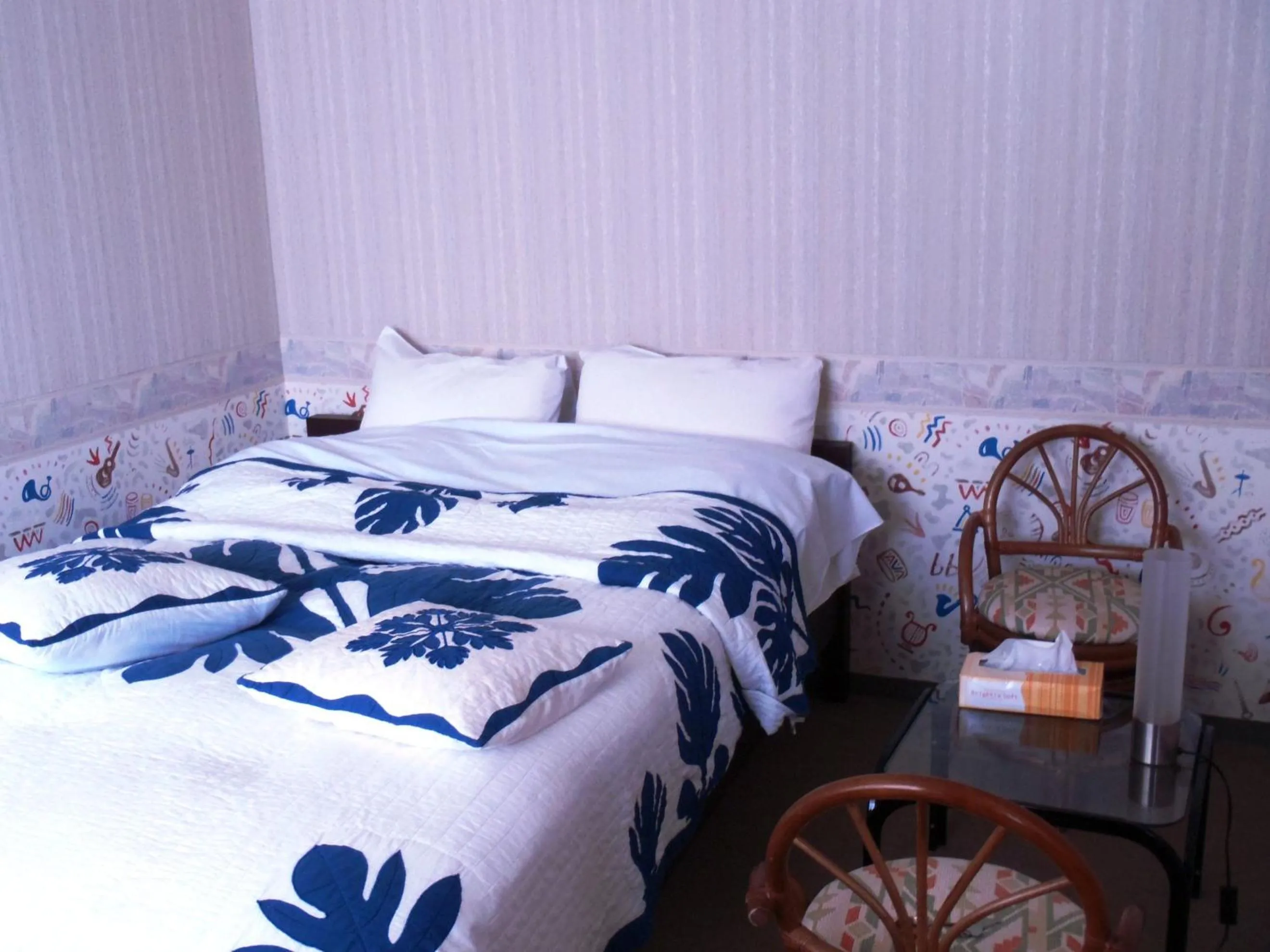 Bedroom, Bed in Pension Fryingpan