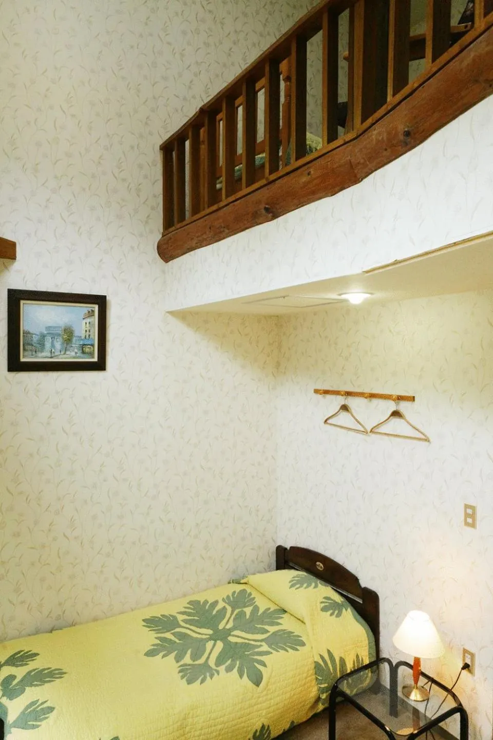 Bedroom, Bed in Pension Fryingpan