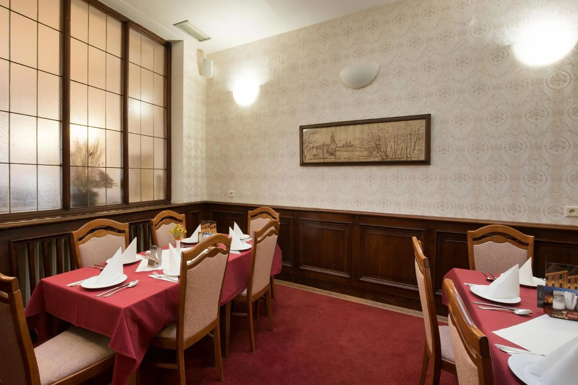 Restaurant/places to eat in Hotel U Černého orla