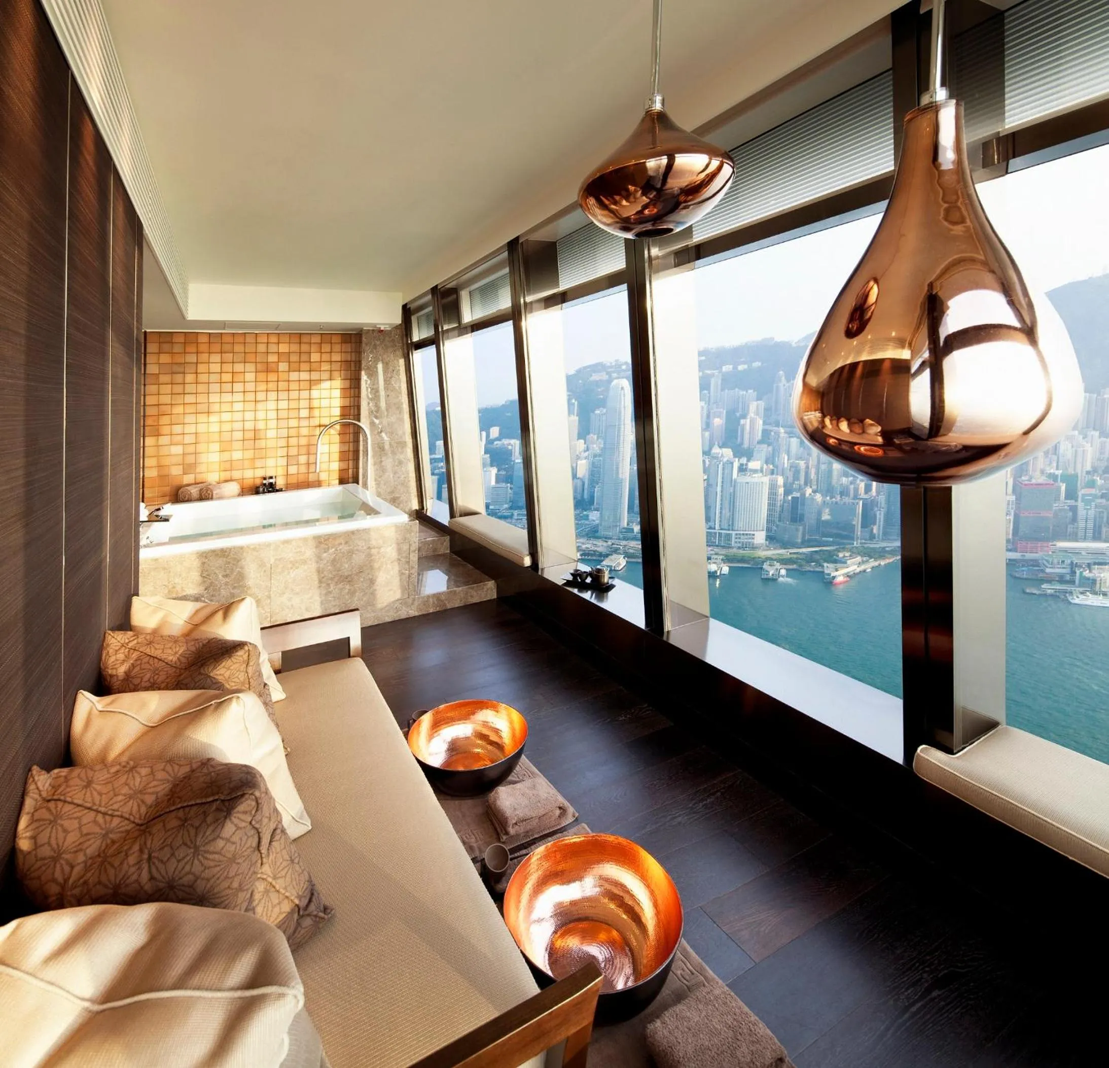 Spa and wellness centre/facilities in The Ritz-Carlton, Hong Kong