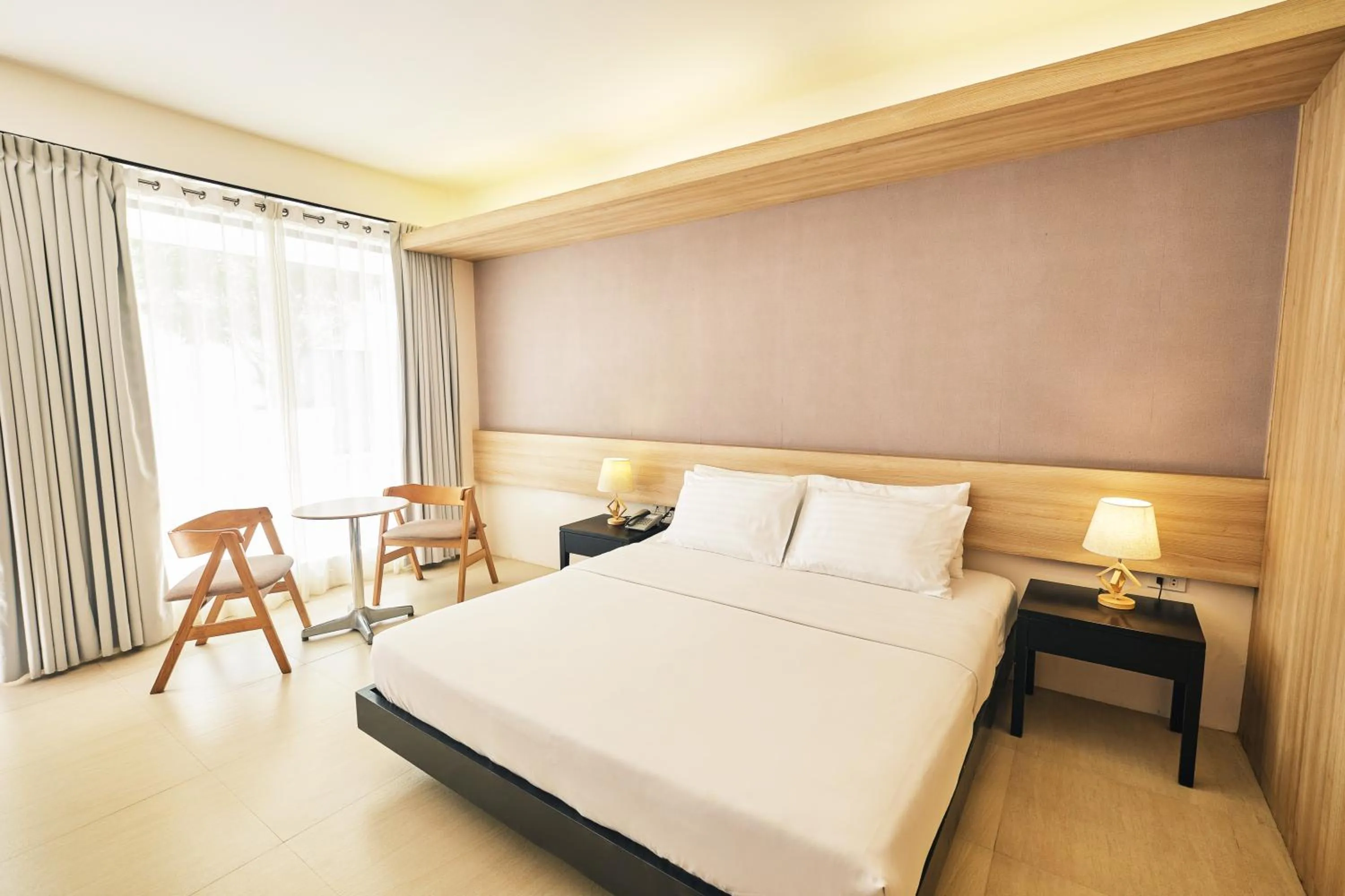 Bedroom, Bed in The Tides Hotel Boracay