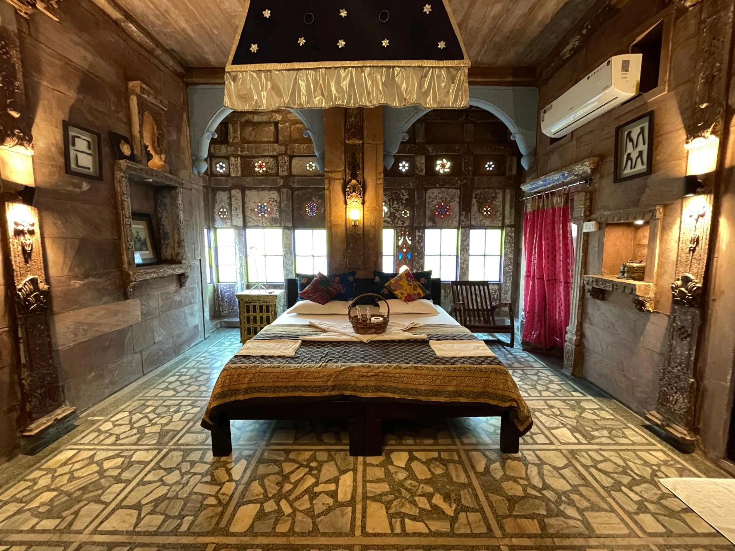 King Room with Balcony in The Arch Boutique Home stay