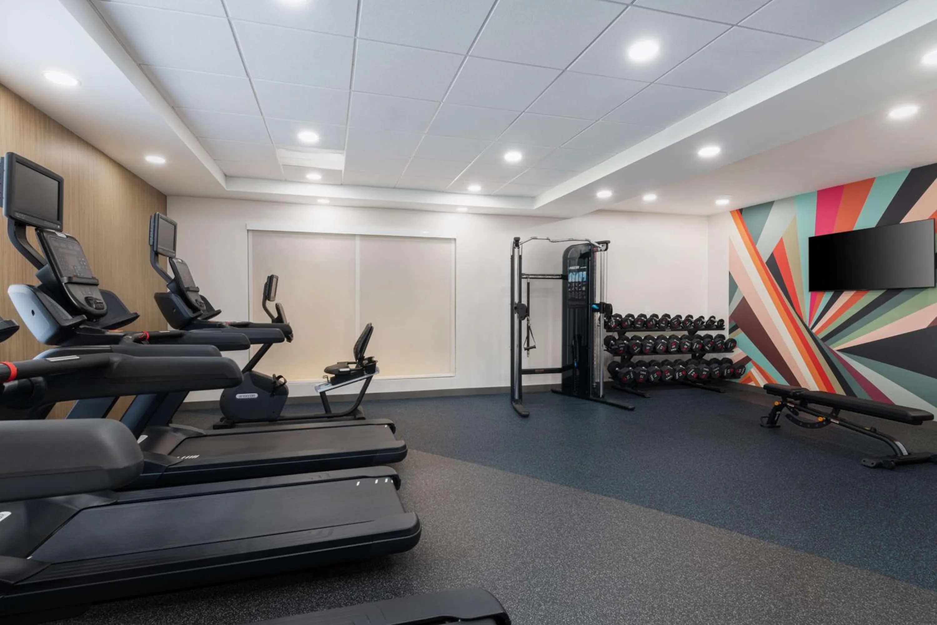 Fitness centre/facilities in Hilton Garden Inn Saint Charles
