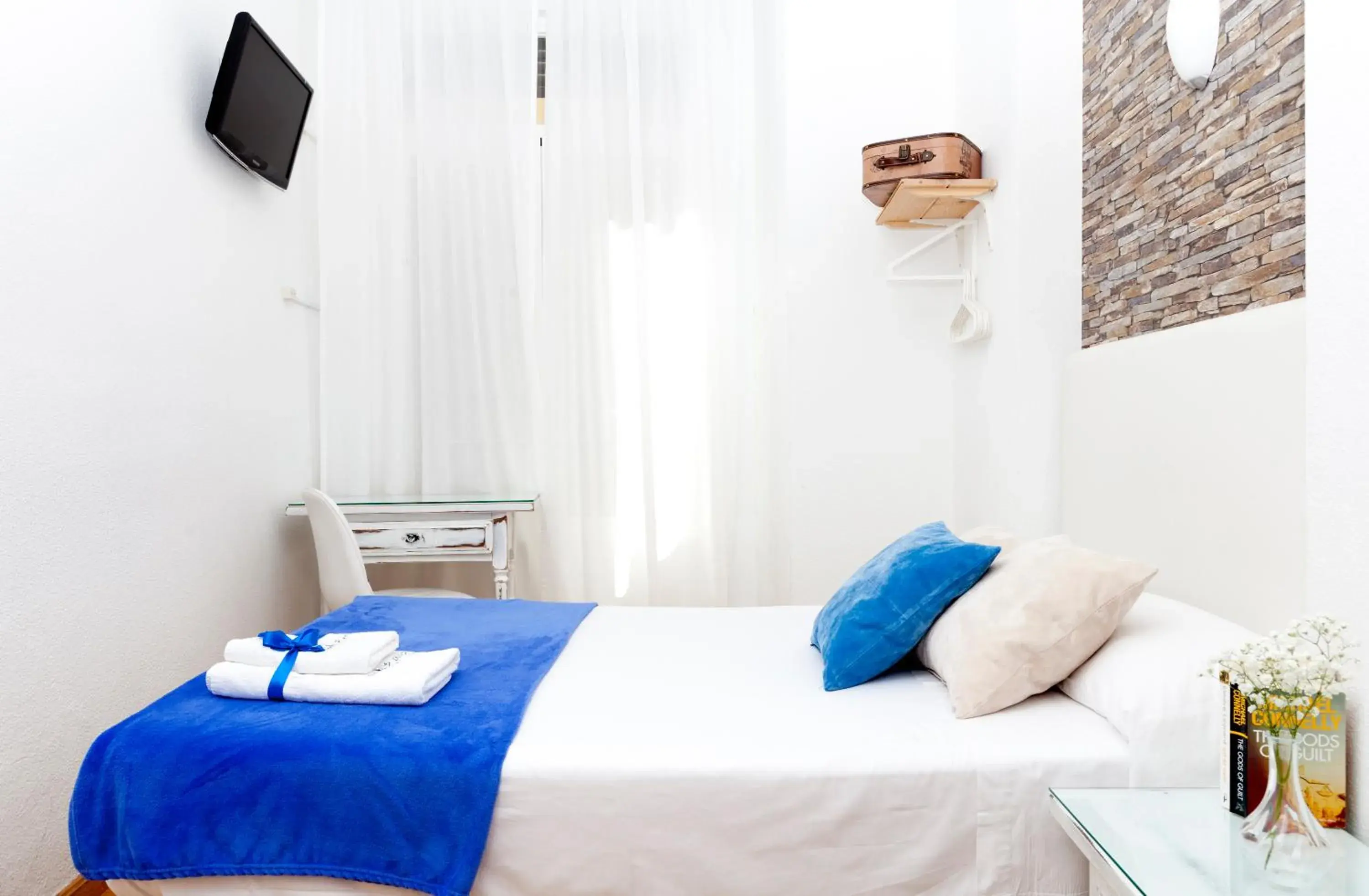 Single Room in Hispano Gran Vía Single Room in Hispano Gran Vía