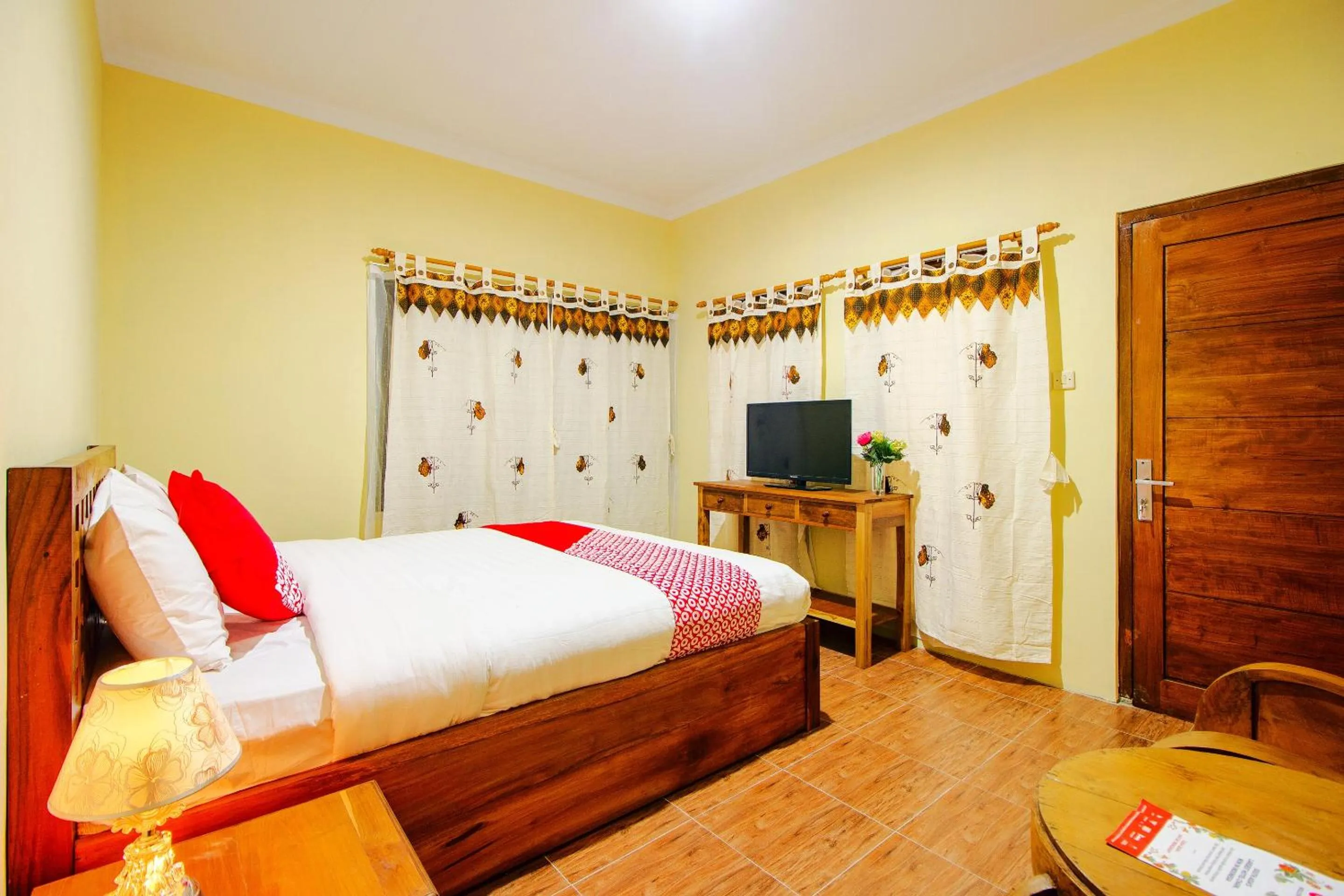 Hotel O Opak Village Bed & Breakfast