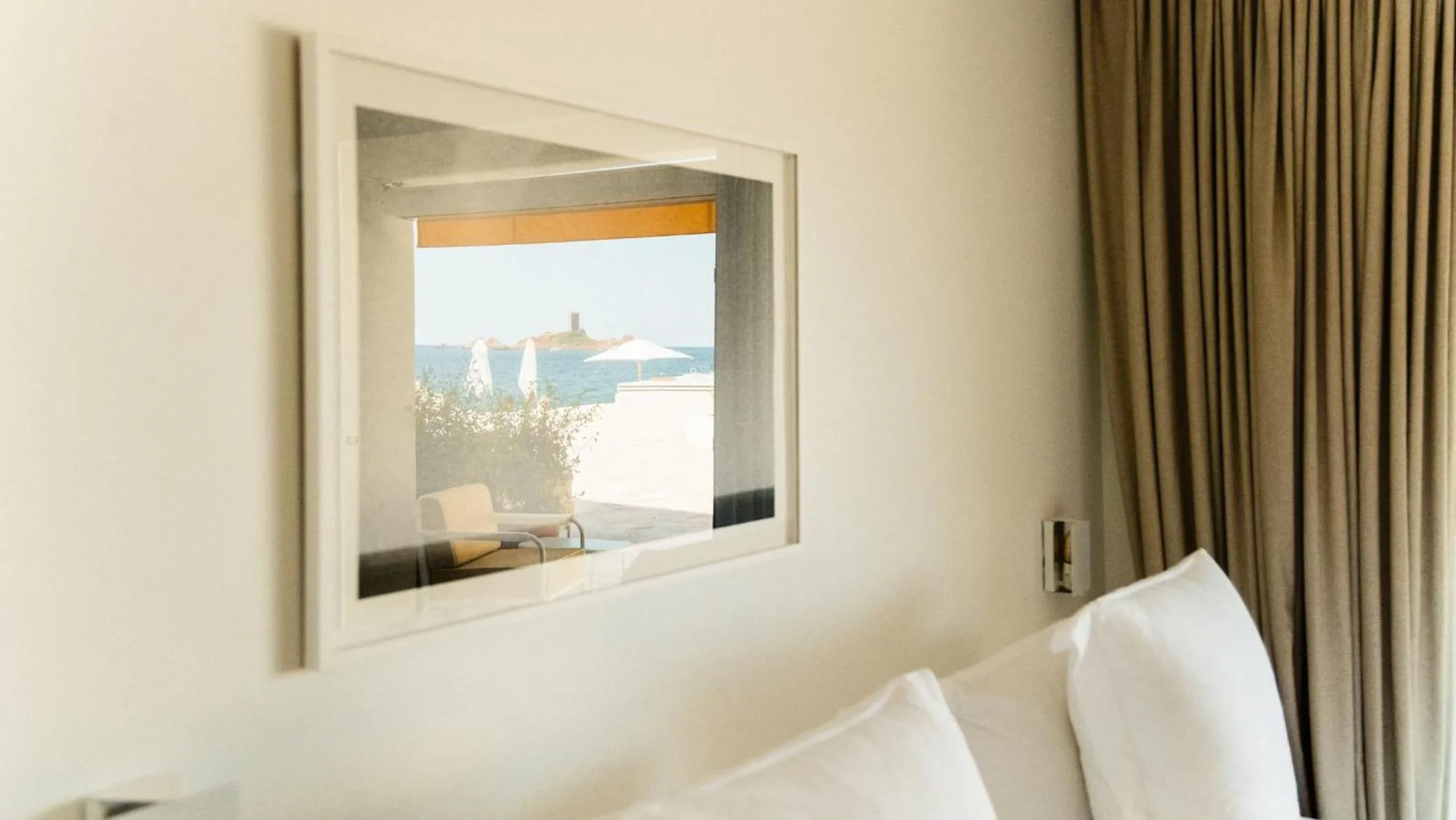 Photo of the whole room, Bed in Les Roches Rouges, a Beaumier hotel