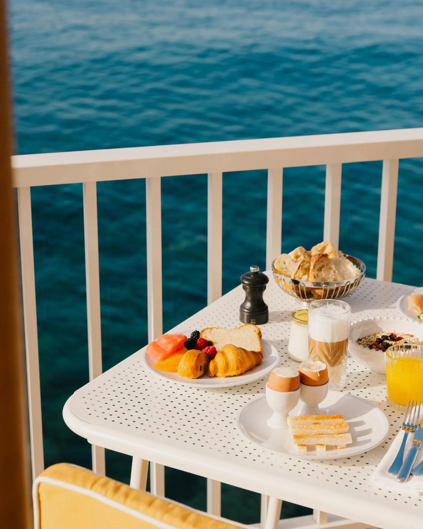 Breakfast in Les Roches Rouges, a Beaumier hotel