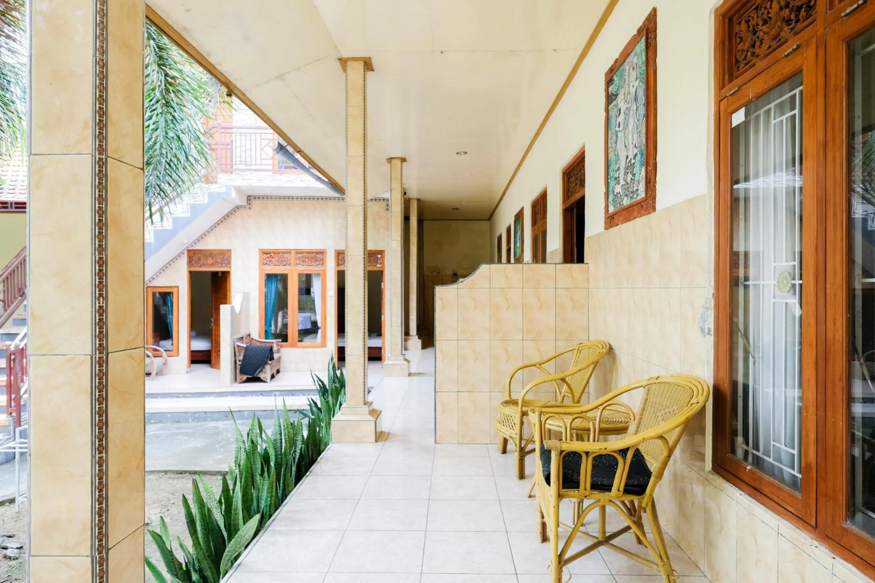 Seating area in RedDoorz Plus @ Singaraja