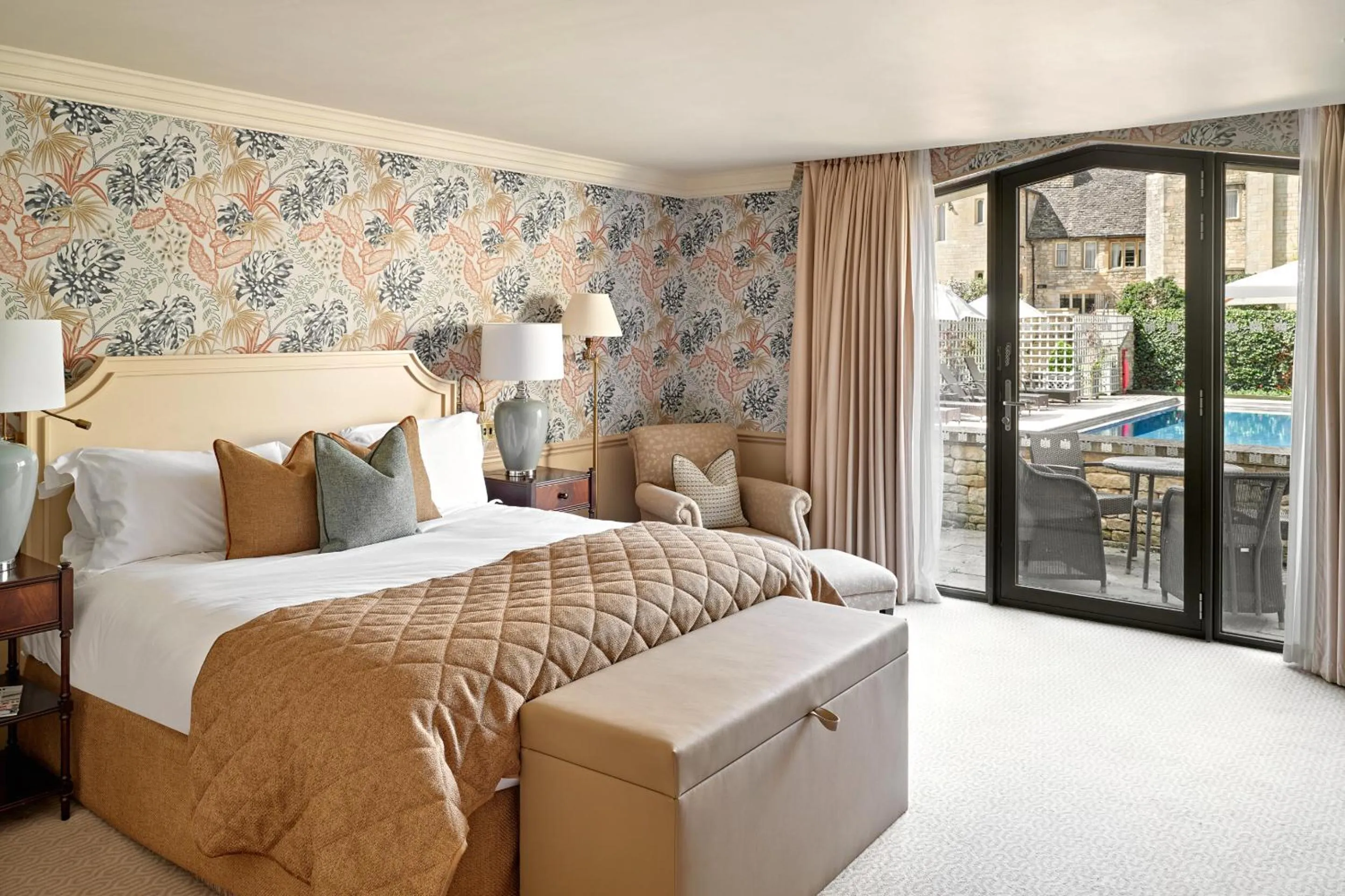 Bedroom, Bed in Ellenborough Park