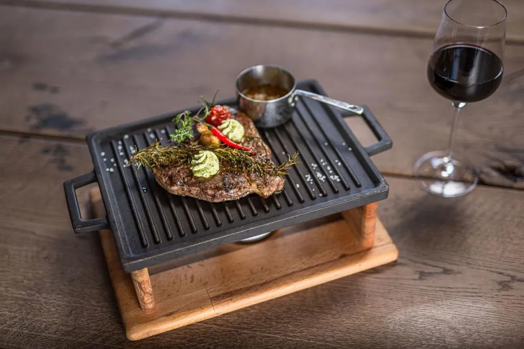 Restaurant/places to eat in Natur Resort