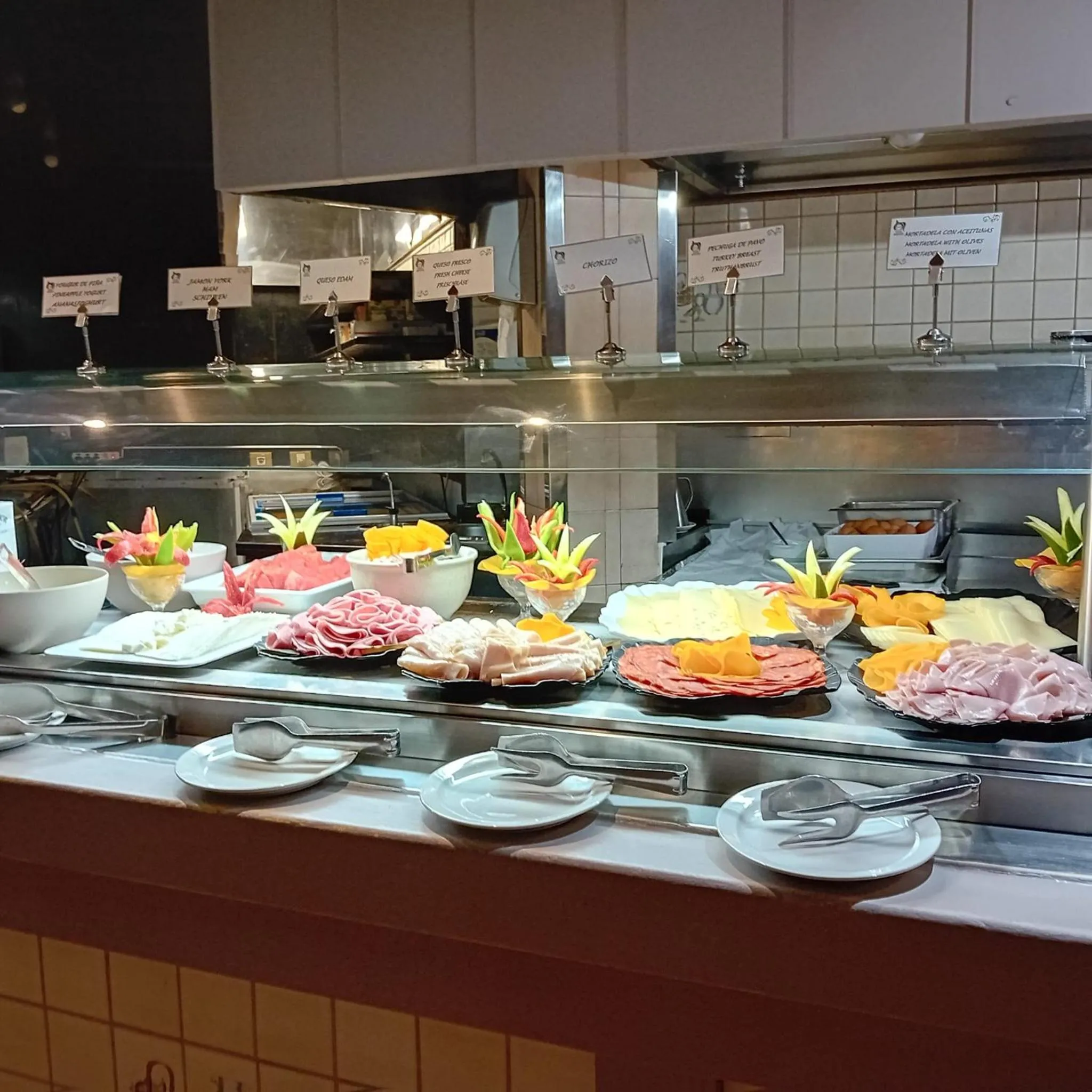 Breakfast in Hotel Monopol