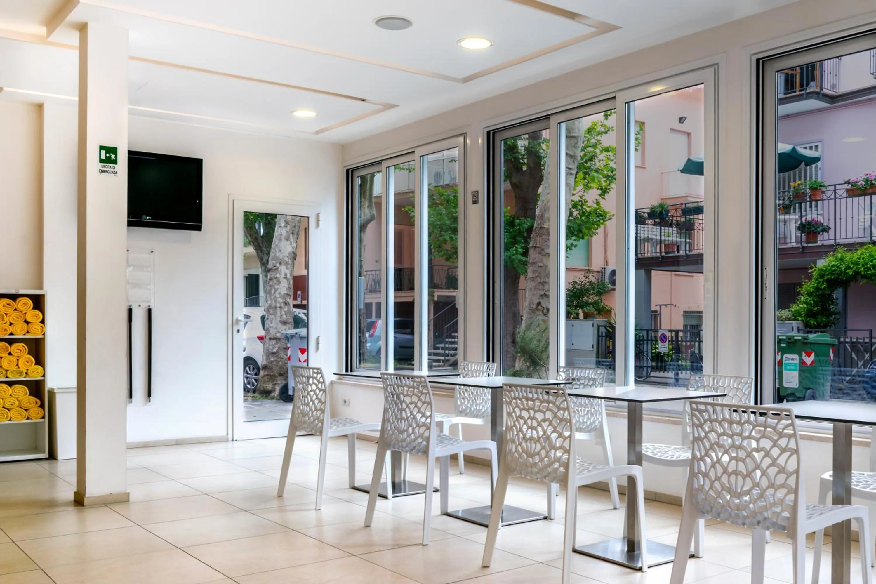 Communal lounge/ TV room in Hotel Rubens