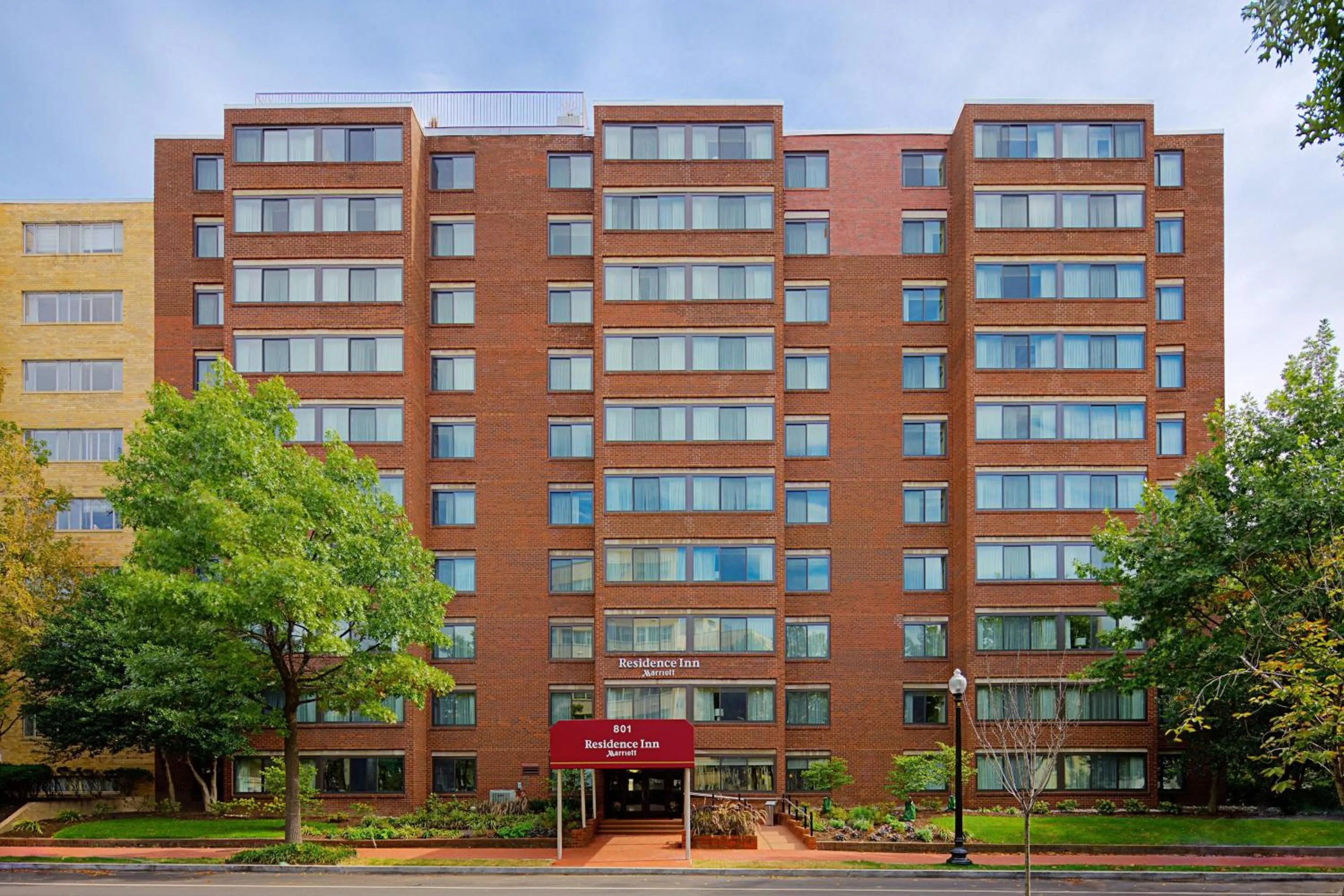 Property building in Residence Inn Washington, DC Foggy Bottom