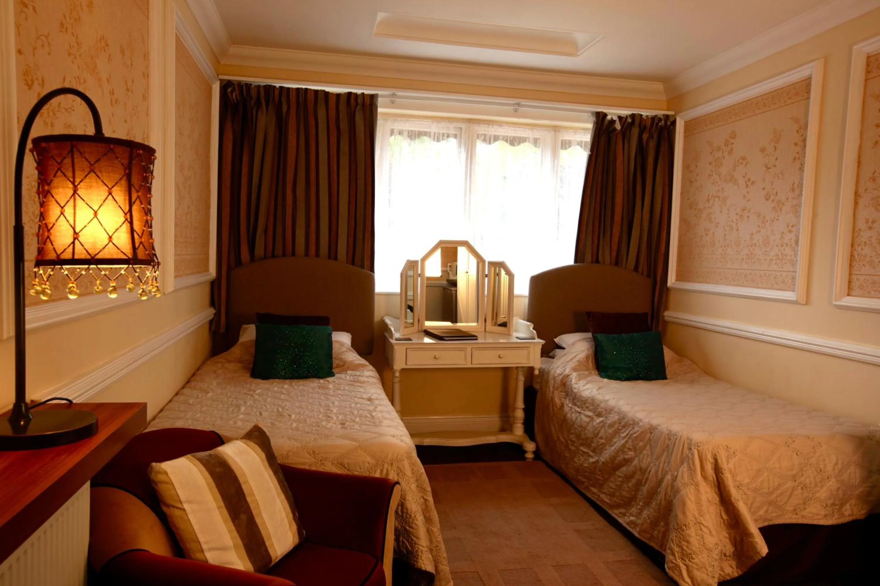 Bed in Acorn Guest House in Hull