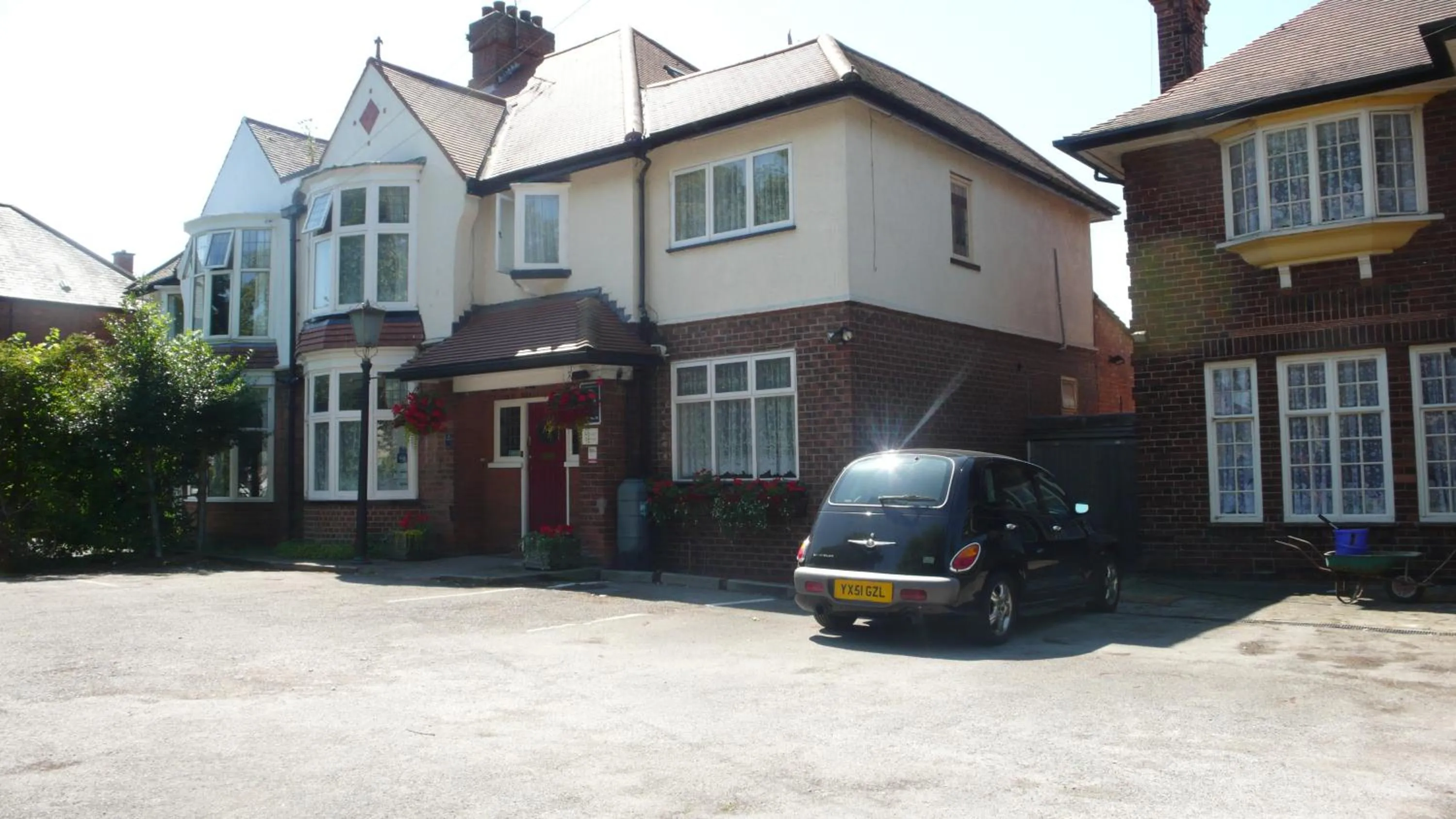 Acorn Guest House in Hull