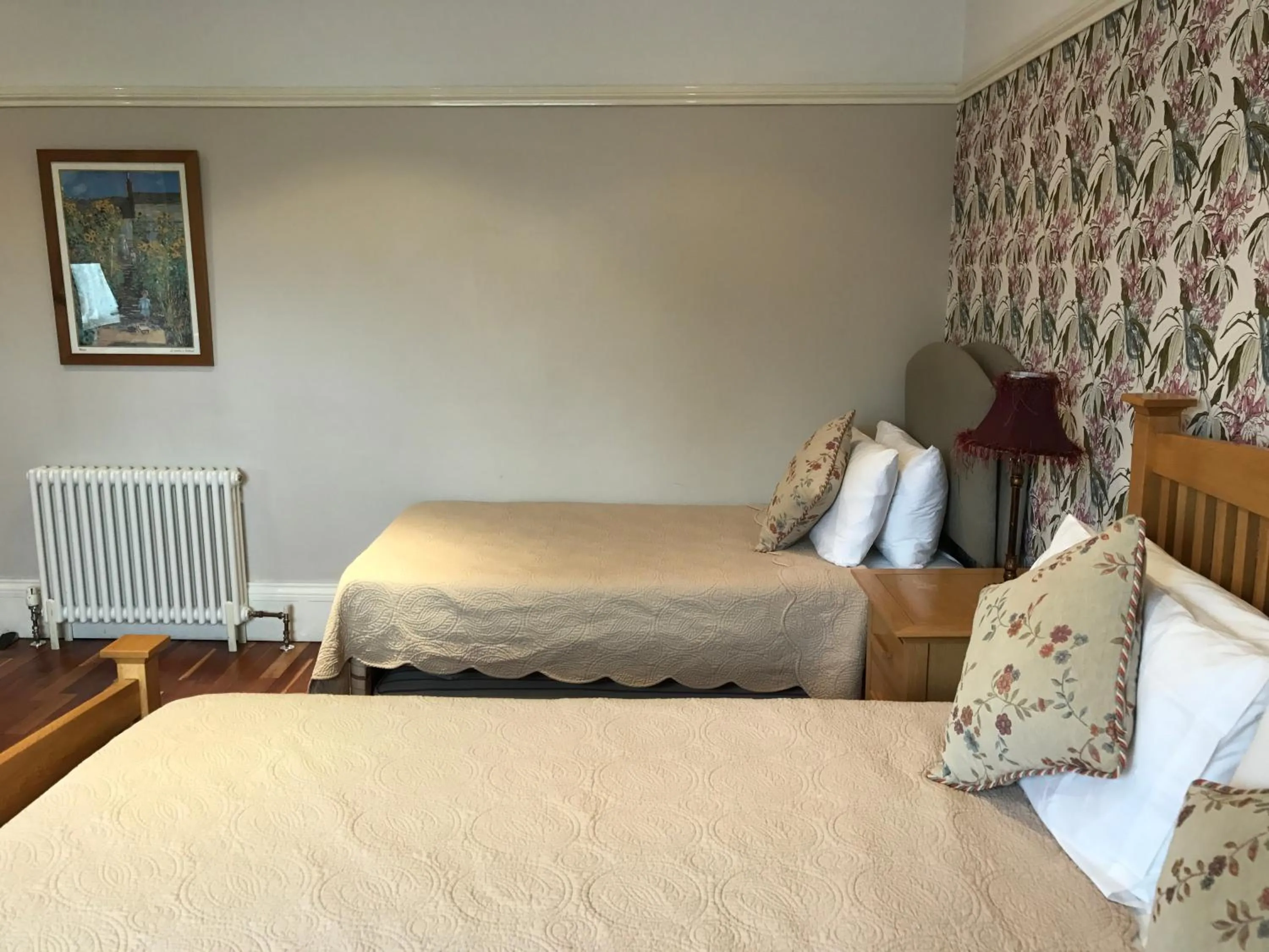 Bed in Acorn Guest House in Hull