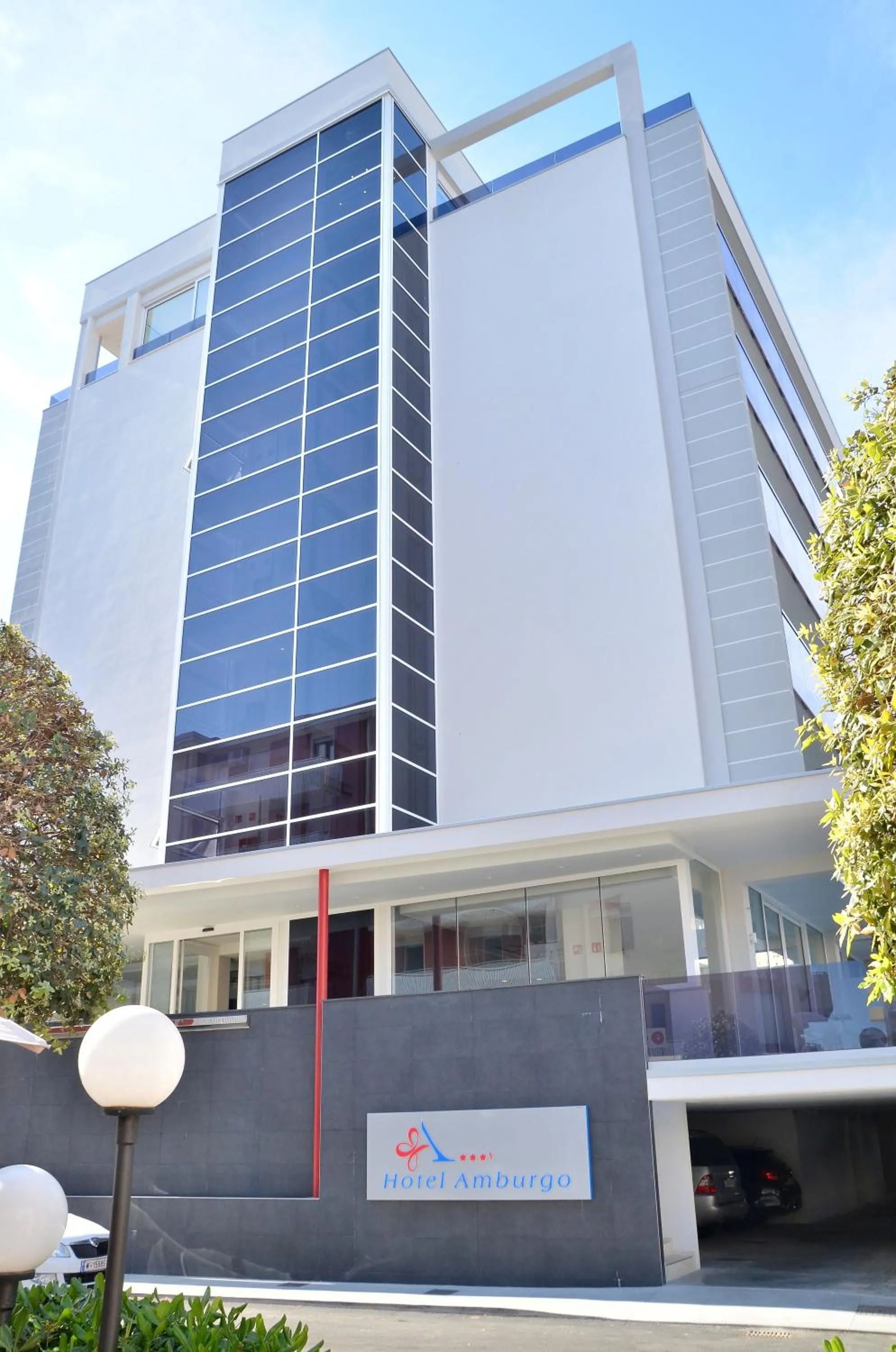 Property building in Hotel Amburgo