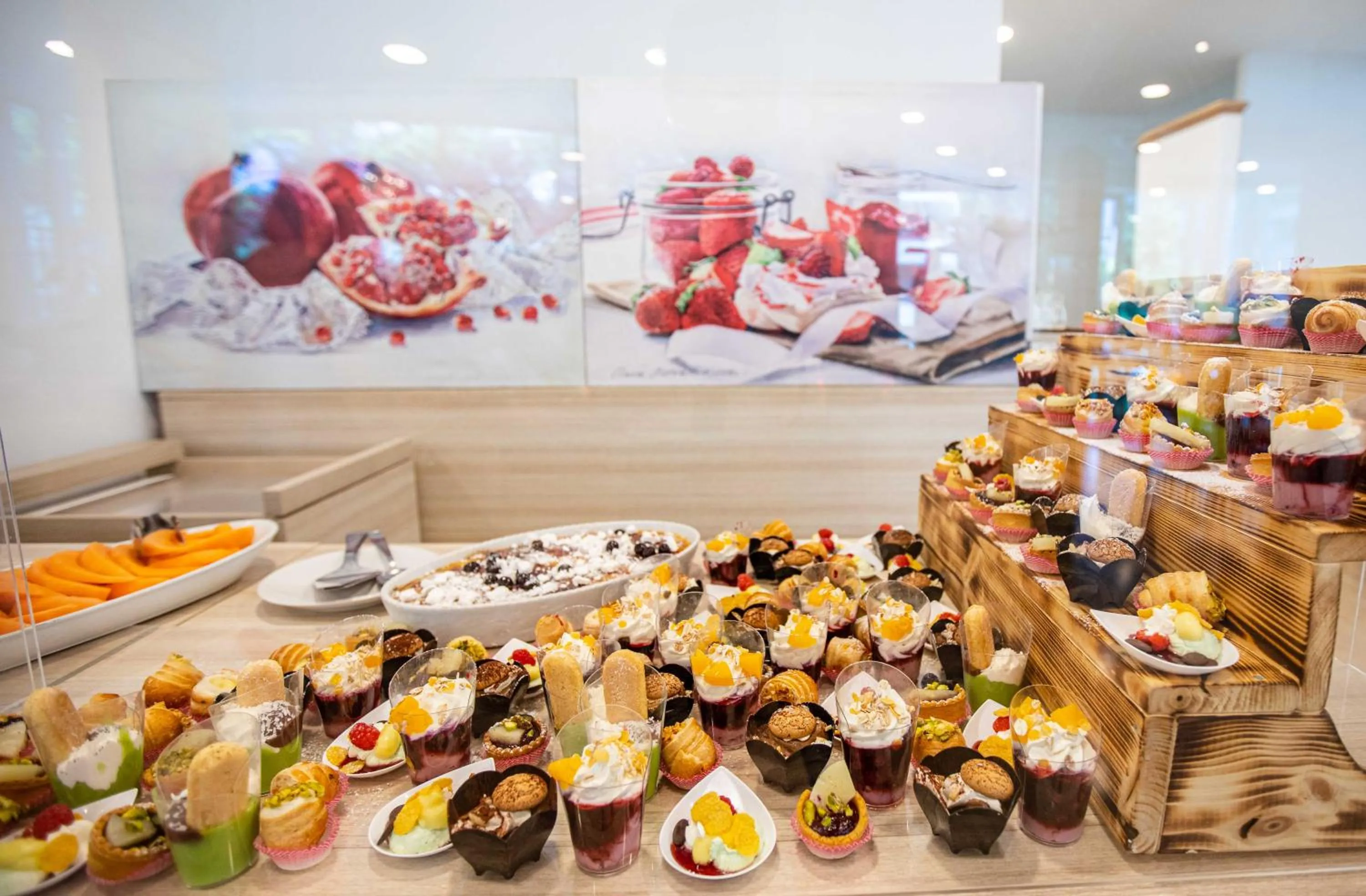 Restaurant/places to eat in Michelangelo Cesenatico