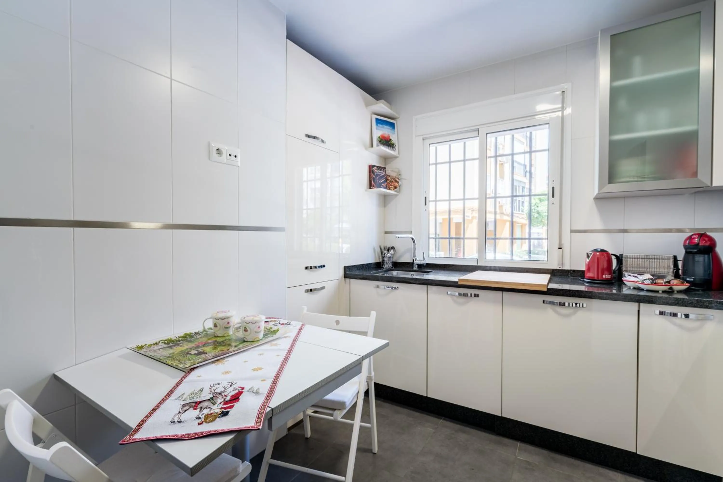 Kitchen or kitchenette in Anna Triana Boutique Apartament