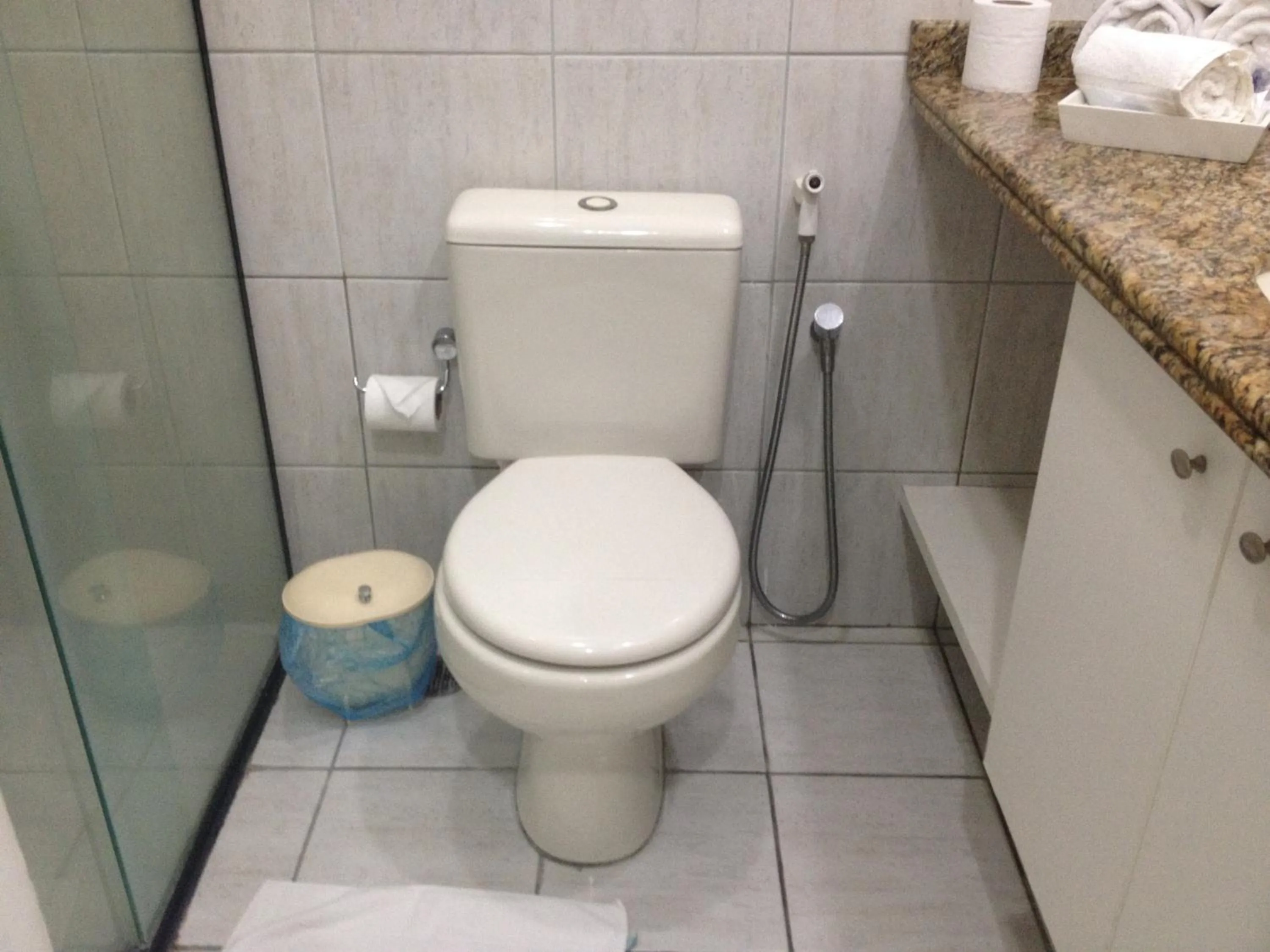 Bathroom in Atalaia Apart Hotel