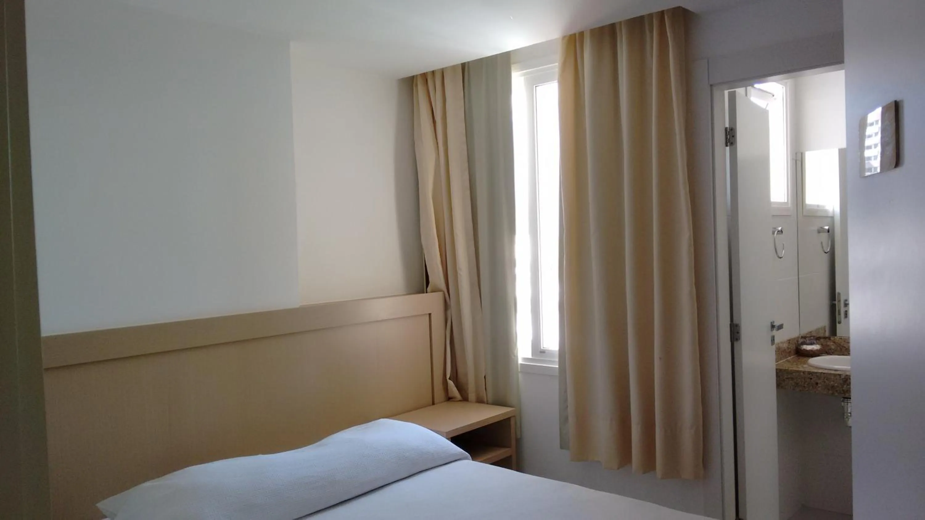 Photo of the whole room, Bed in Atalaia Apart Hotel